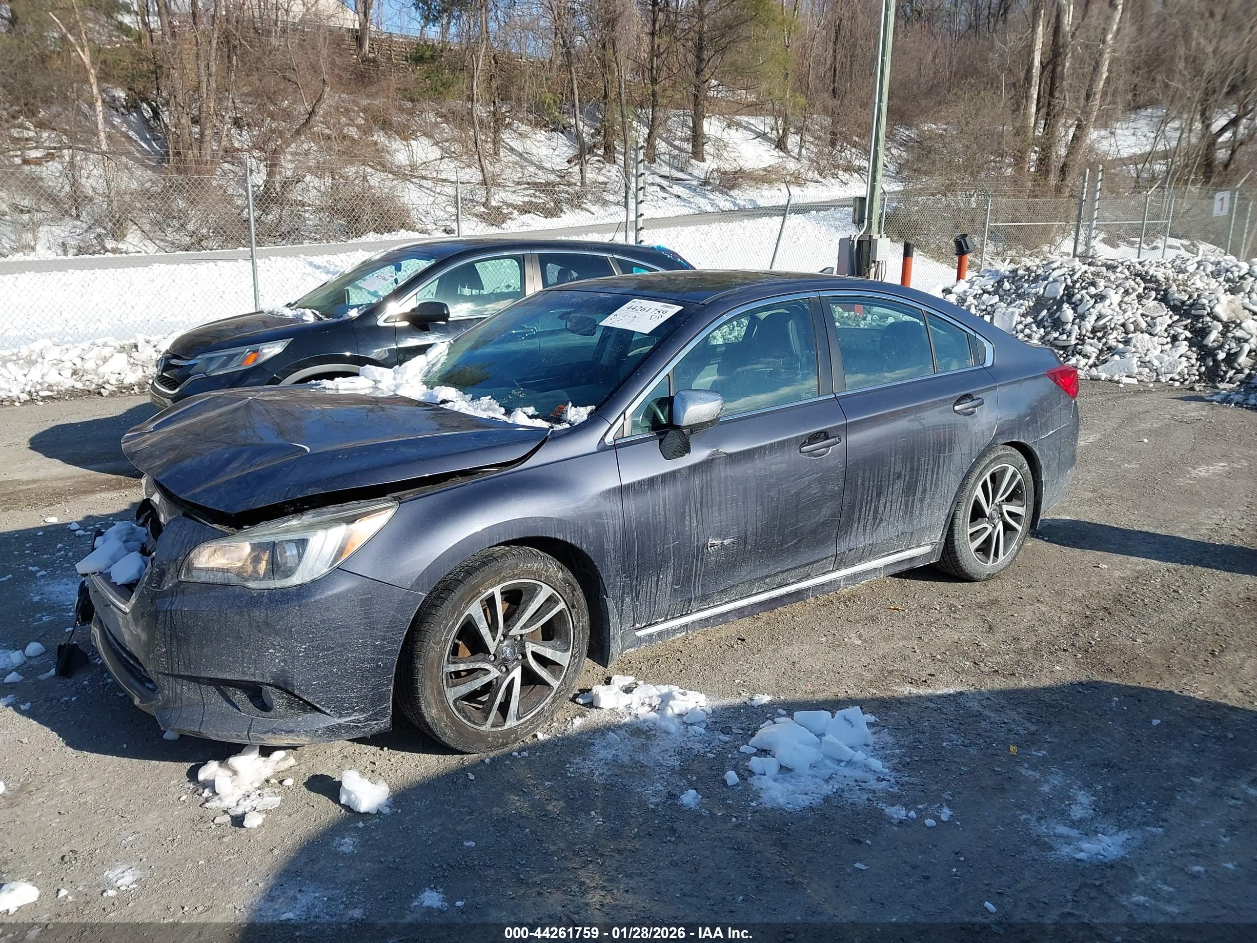 SUBARU LEGACY image 2