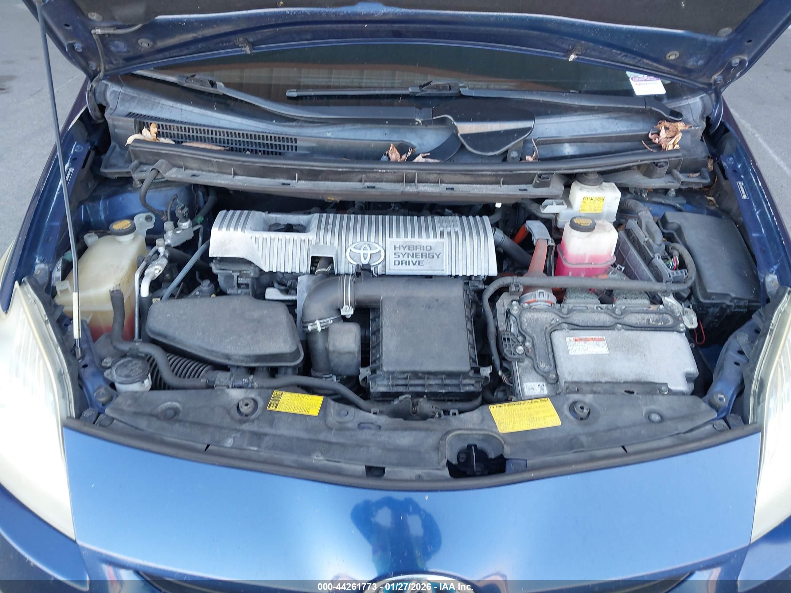 TOYOTA PRIUS image 10