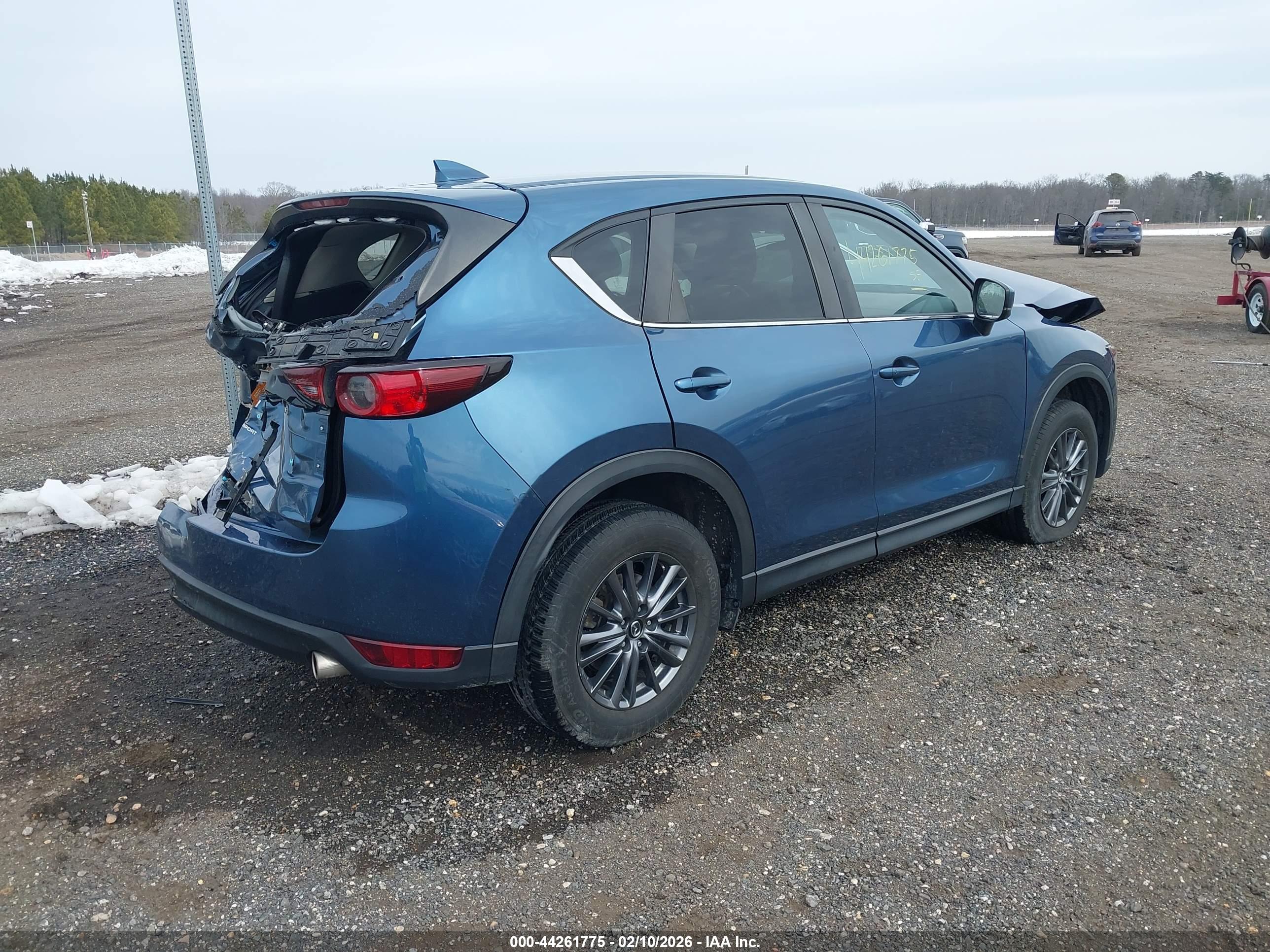 MAZDA CX-5 image 4