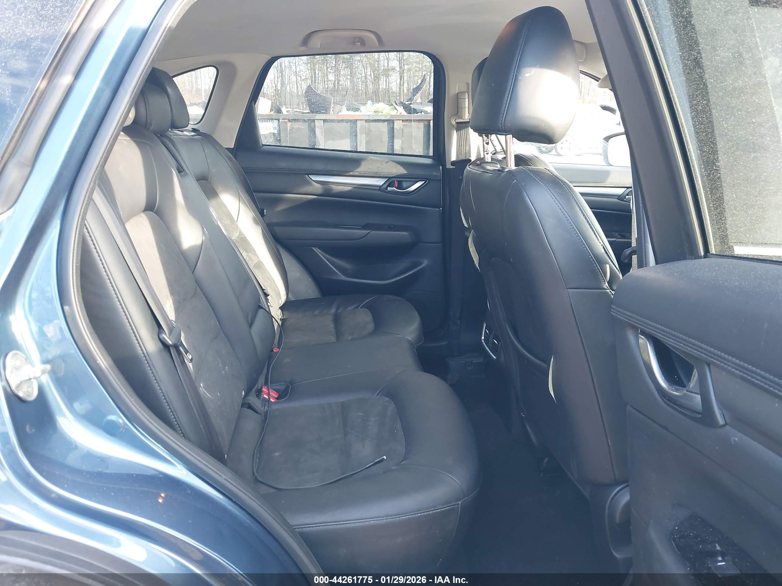 MAZDA CX-5 image 8