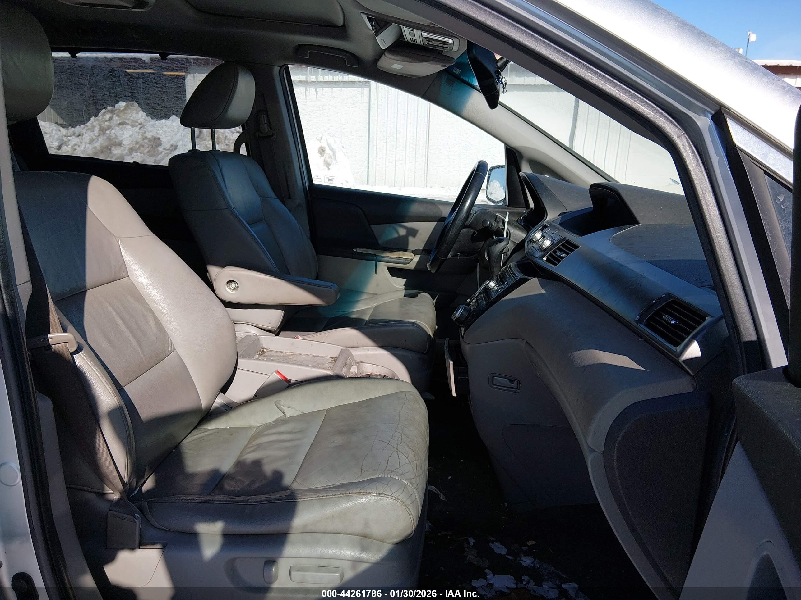 HONDA ODYSSEY image 5