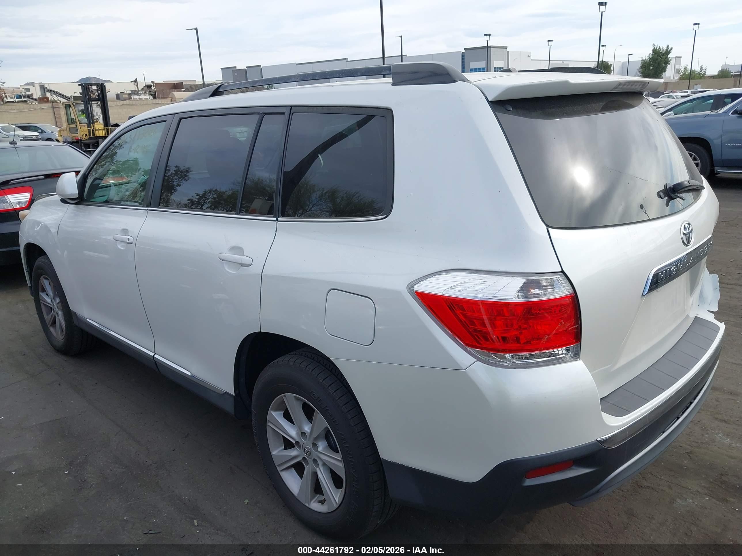 TOYOTA HIGHLANDER image 3