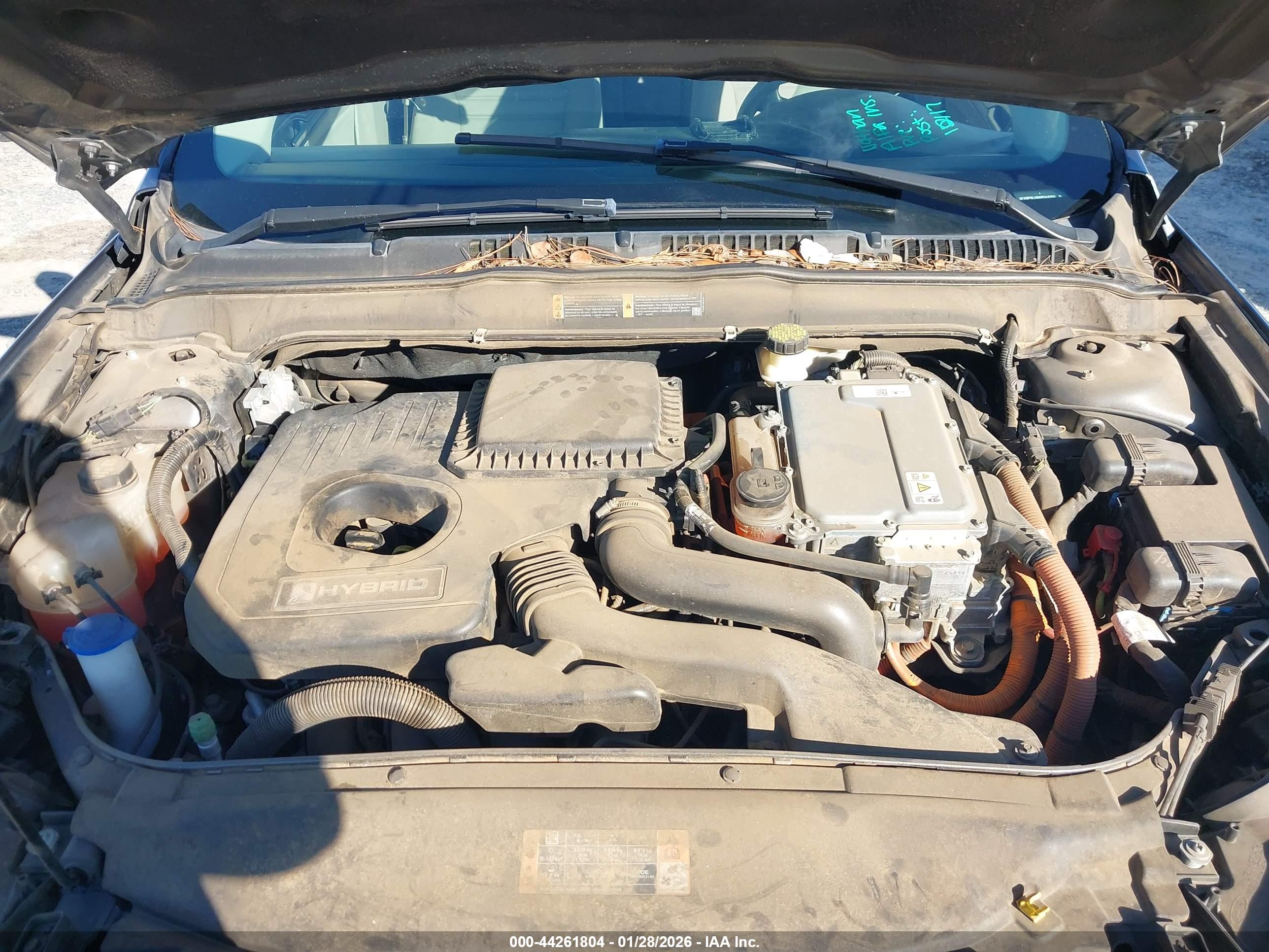 FORD FUSION image 10