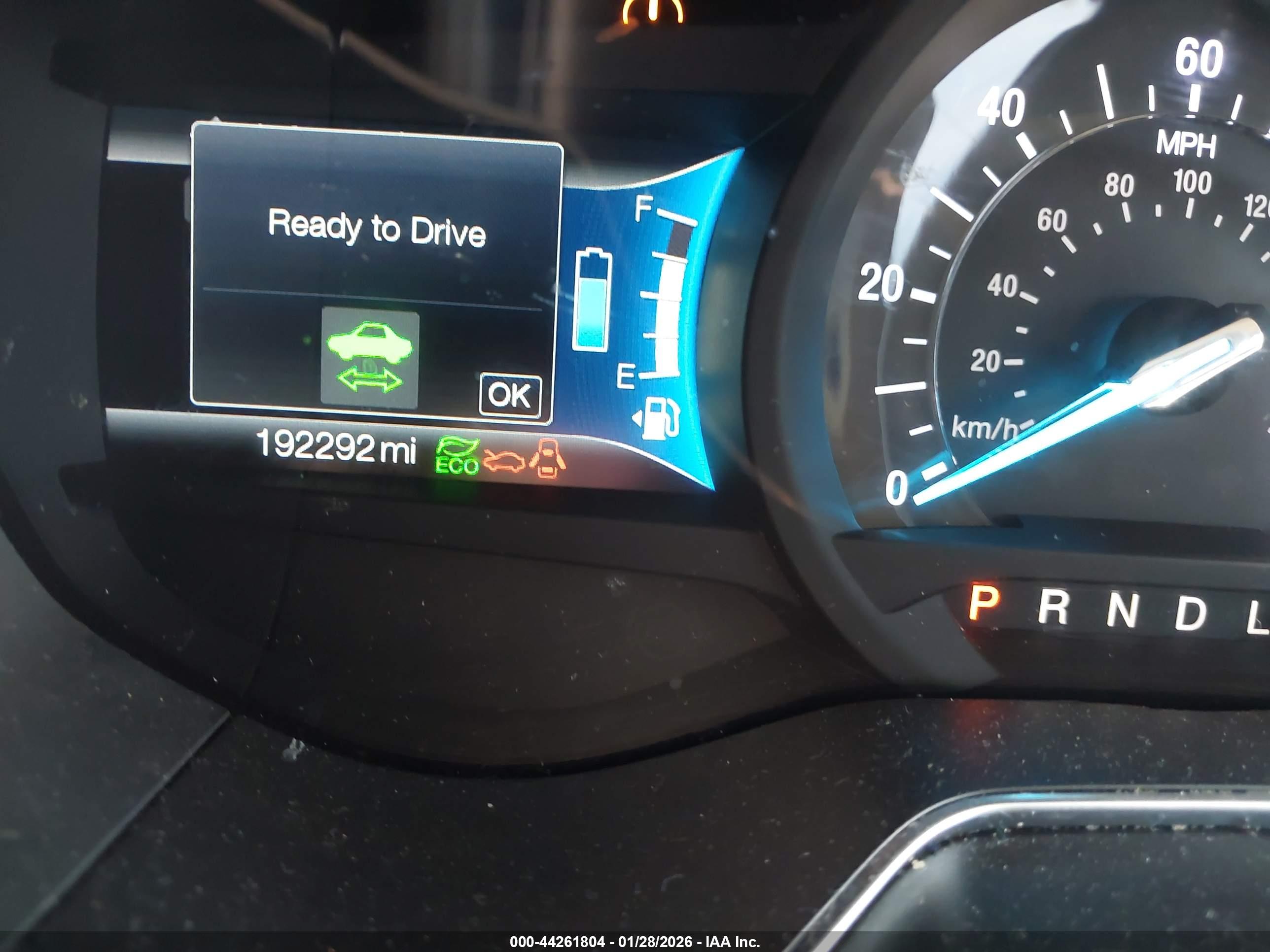 FORD FUSION image 7