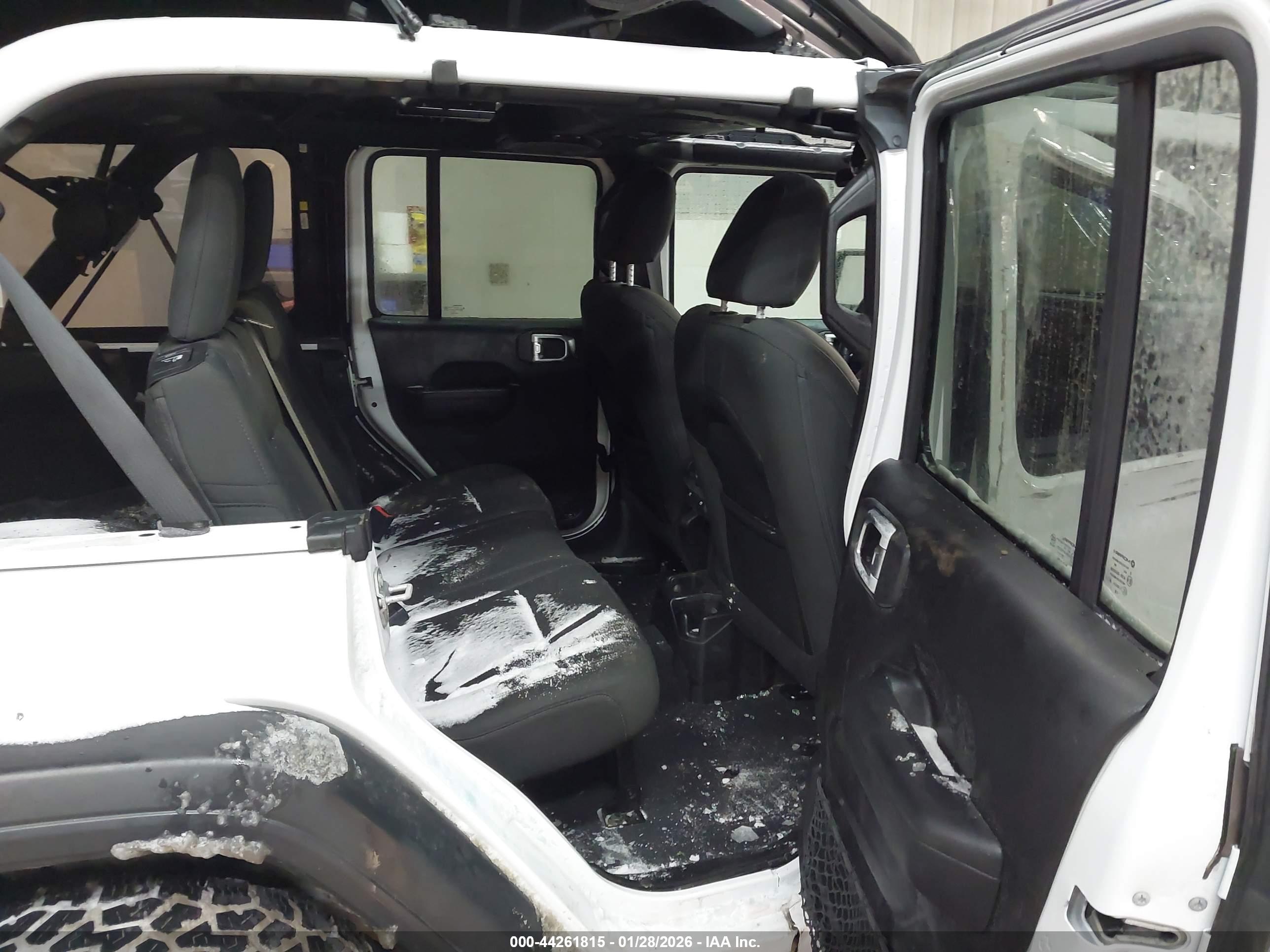 JEEP WRANGLER image 8