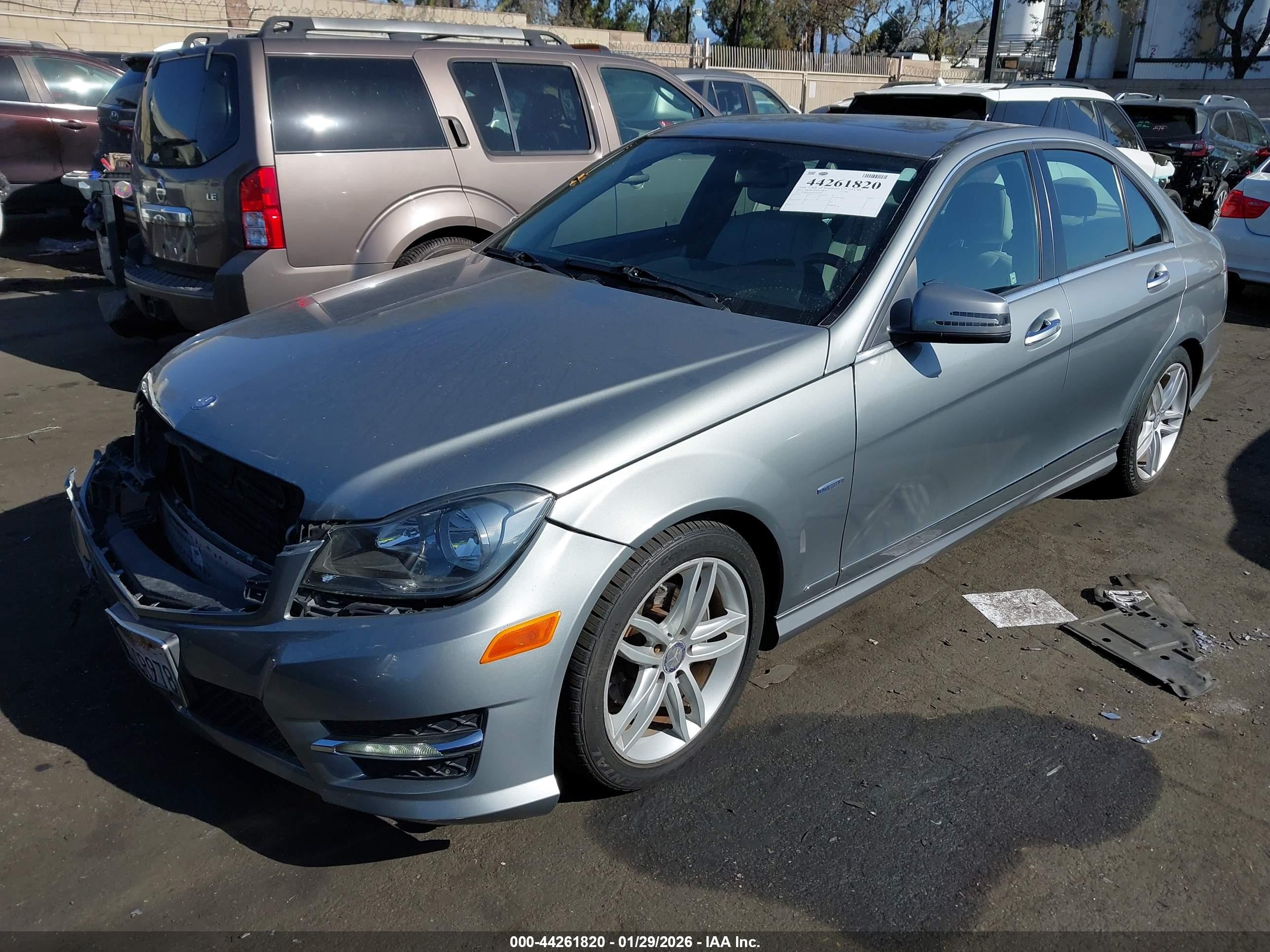 MERCEDES-BENZ C image 2