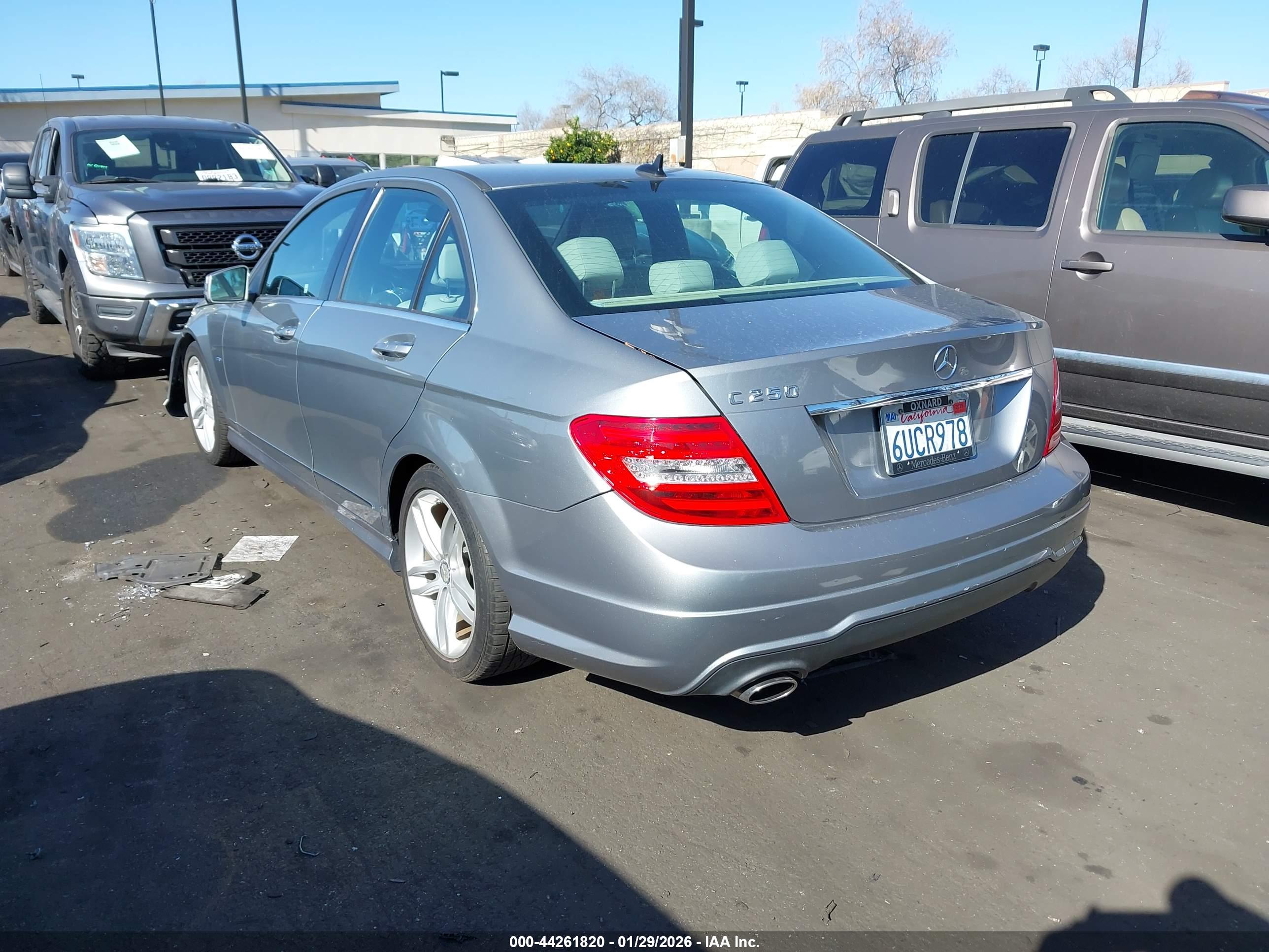 MERCEDES-BENZ C image 3