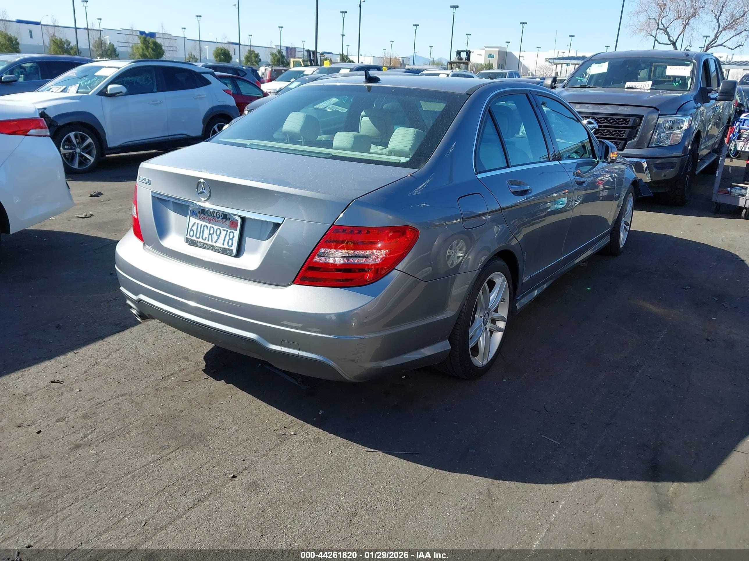 MERCEDES-BENZ C image 4