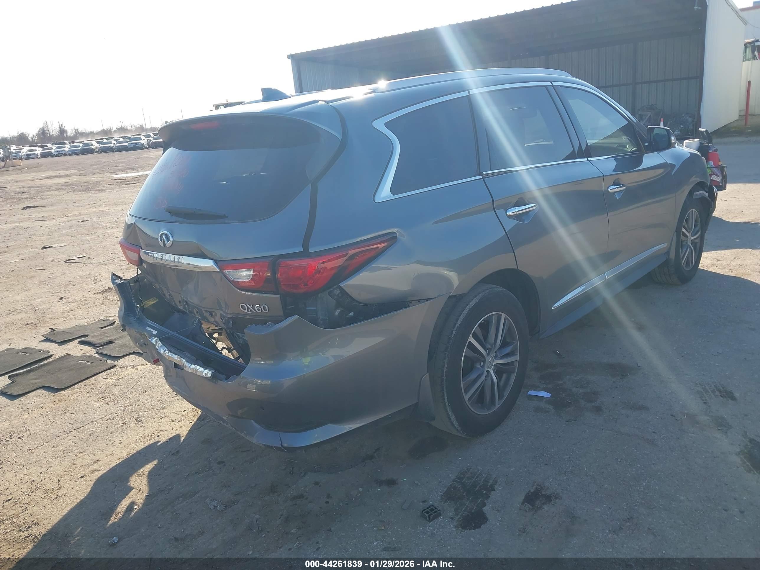 INFINITI QX60 image 4