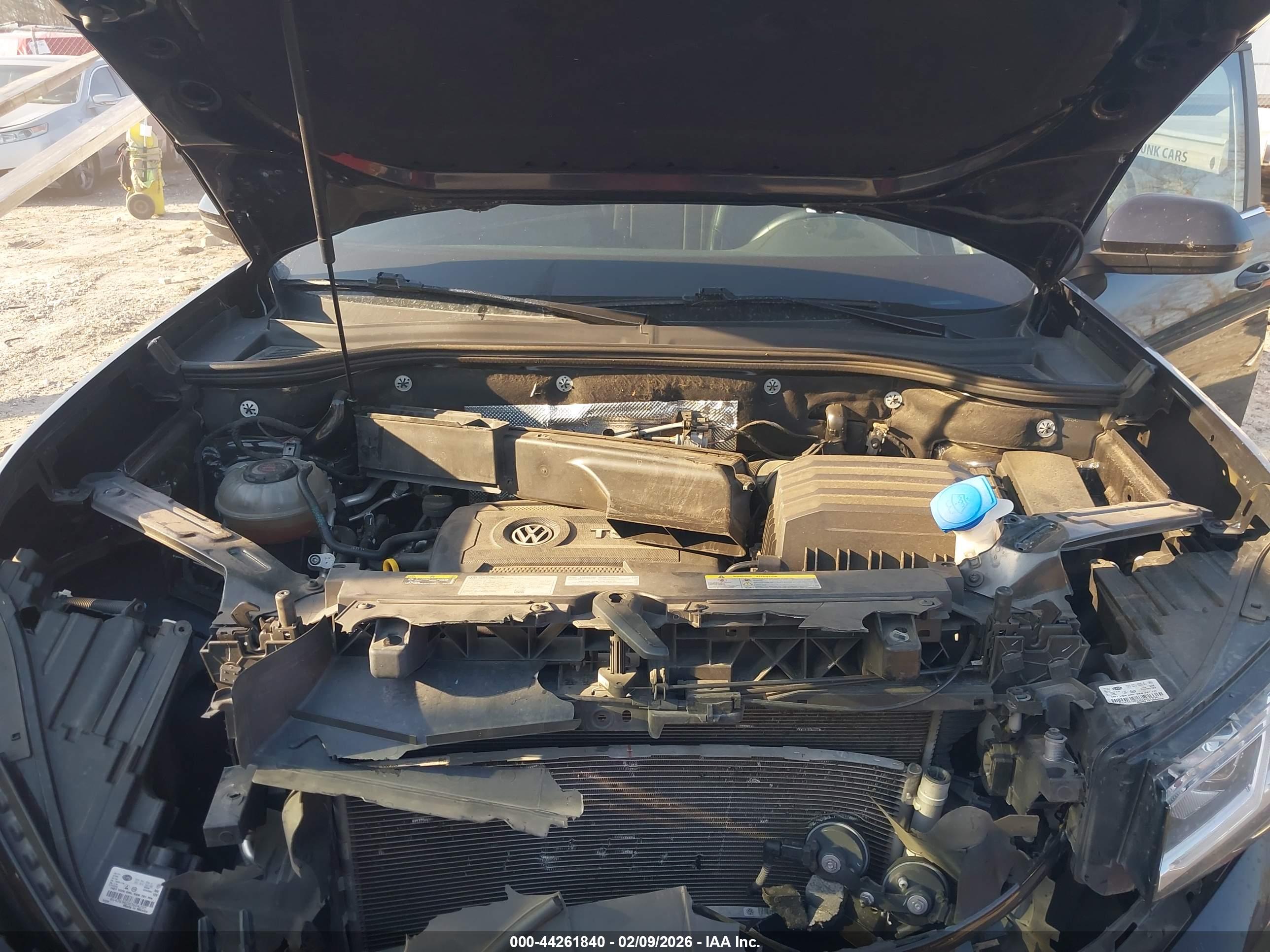 VOLKSWAGEN ATLAS image 10
