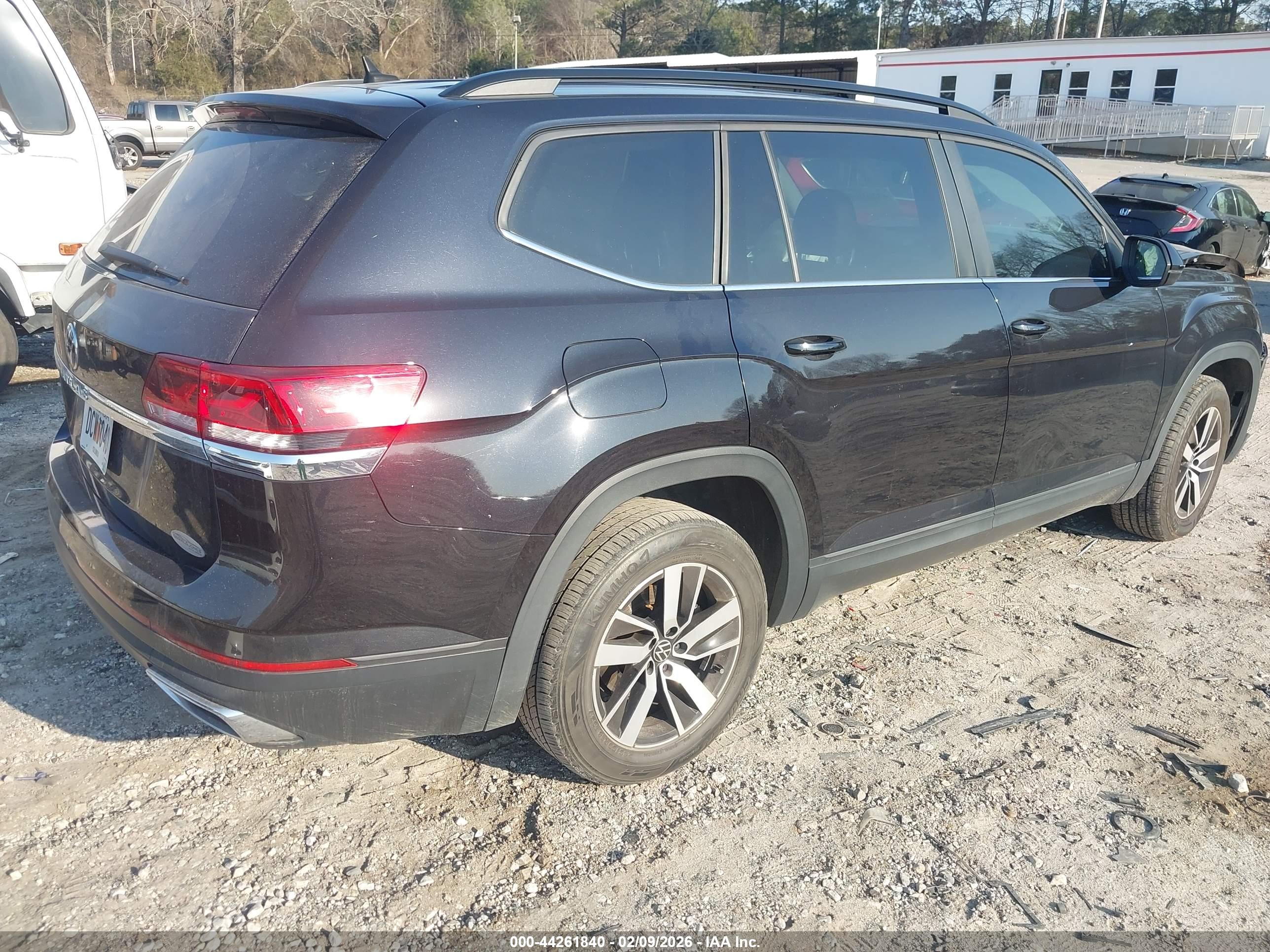 VOLKSWAGEN ATLAS image 4