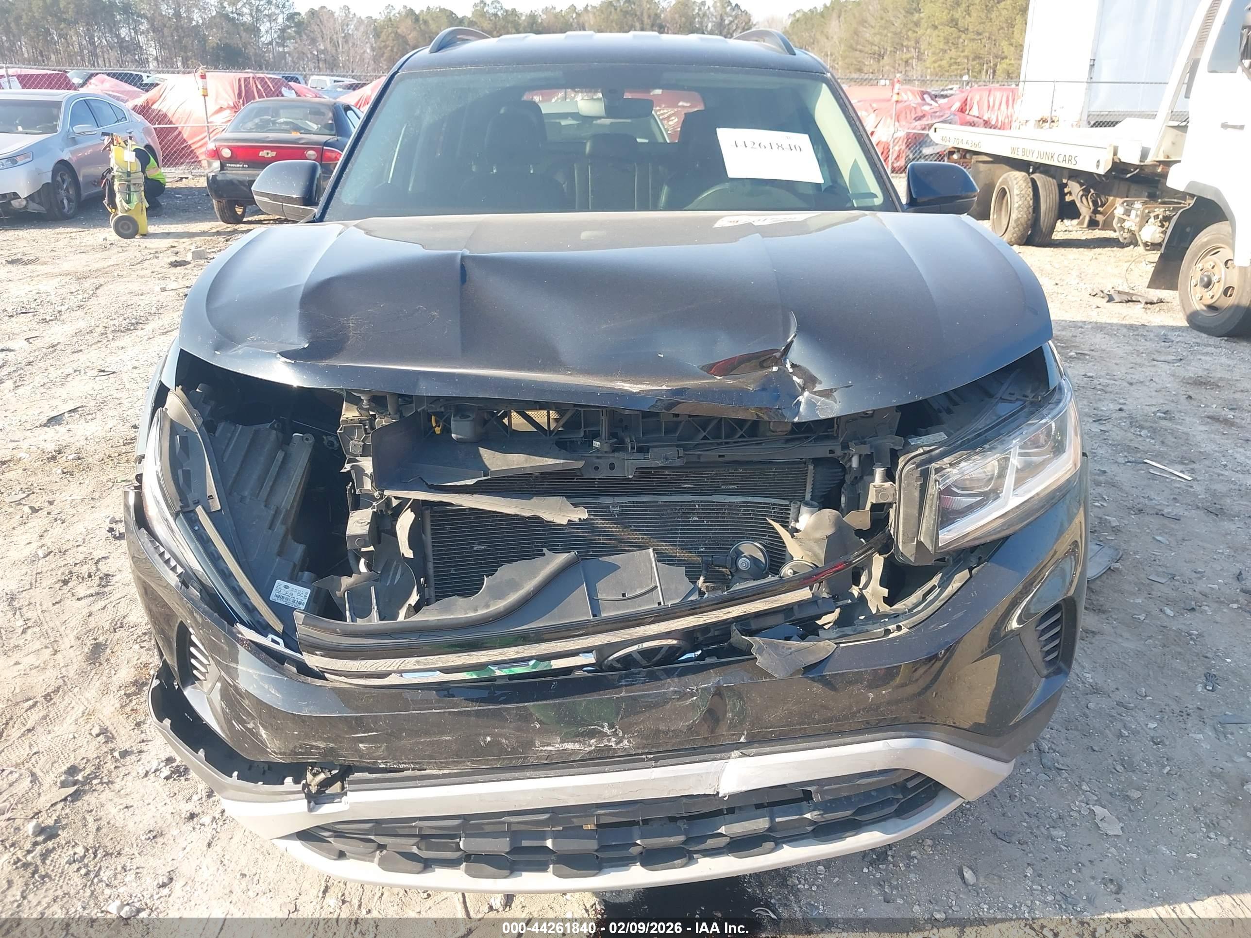 VOLKSWAGEN ATLAS image 6