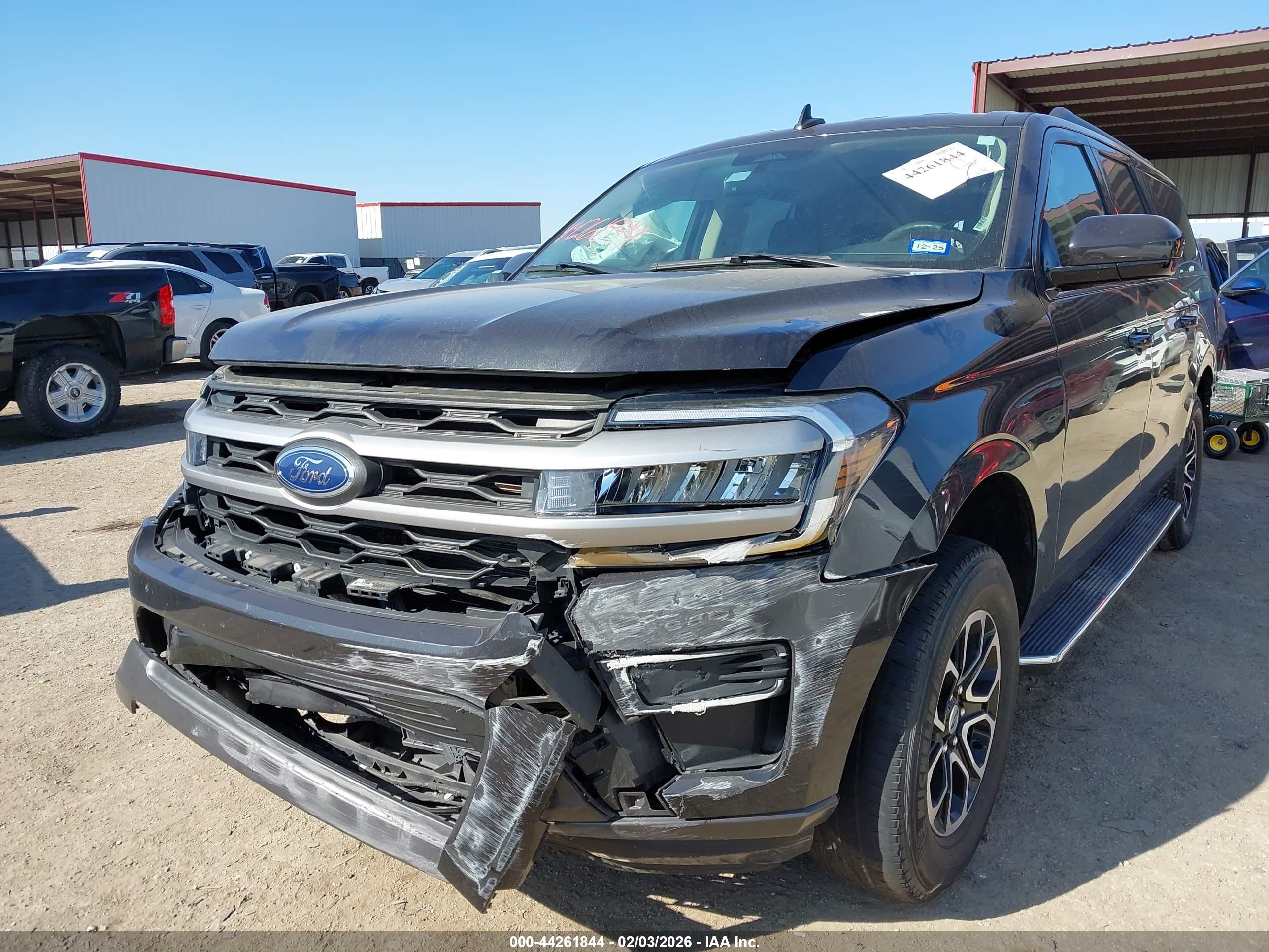 FORD EXPEDITION image 6