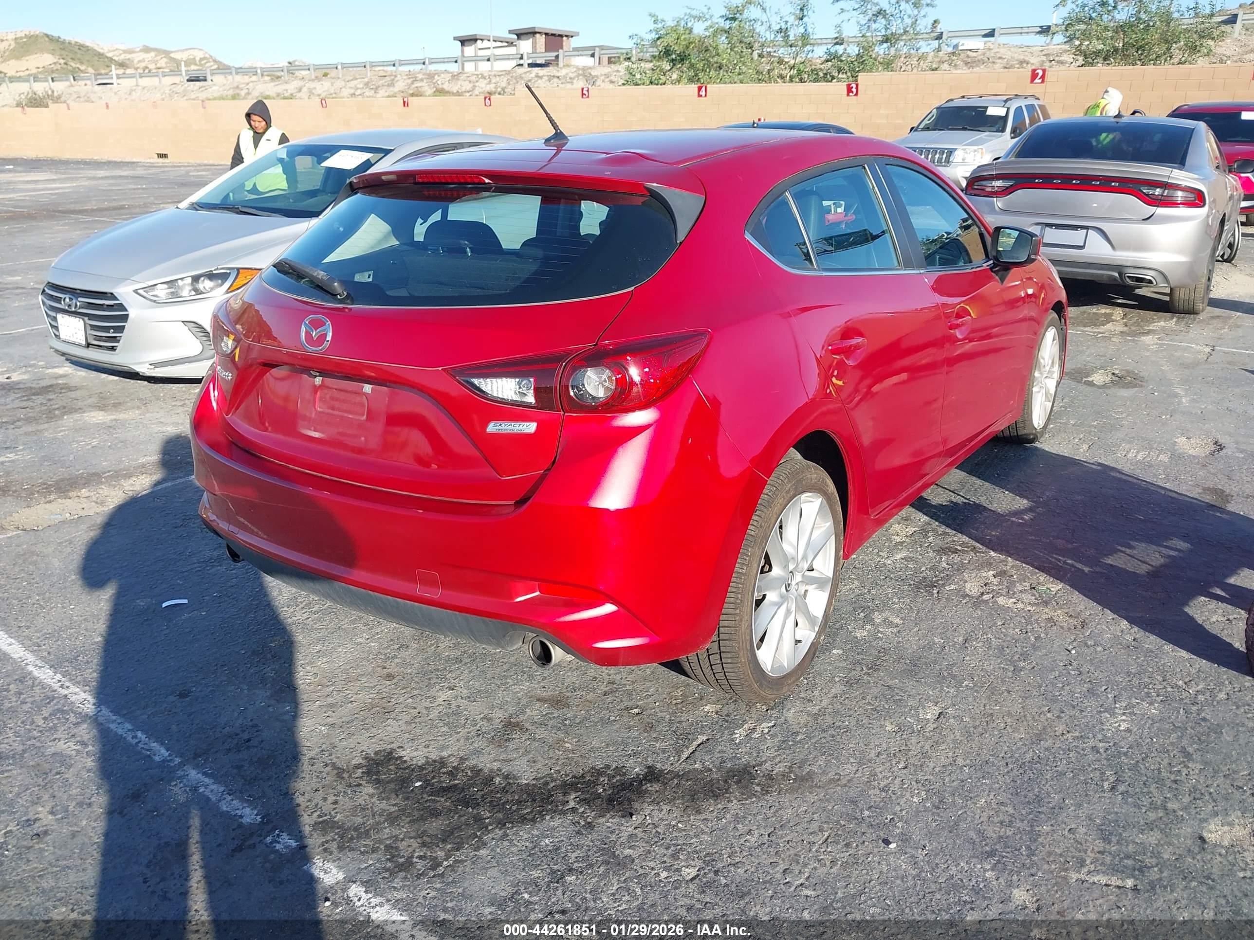 MAZDA MAZDA3 image 4