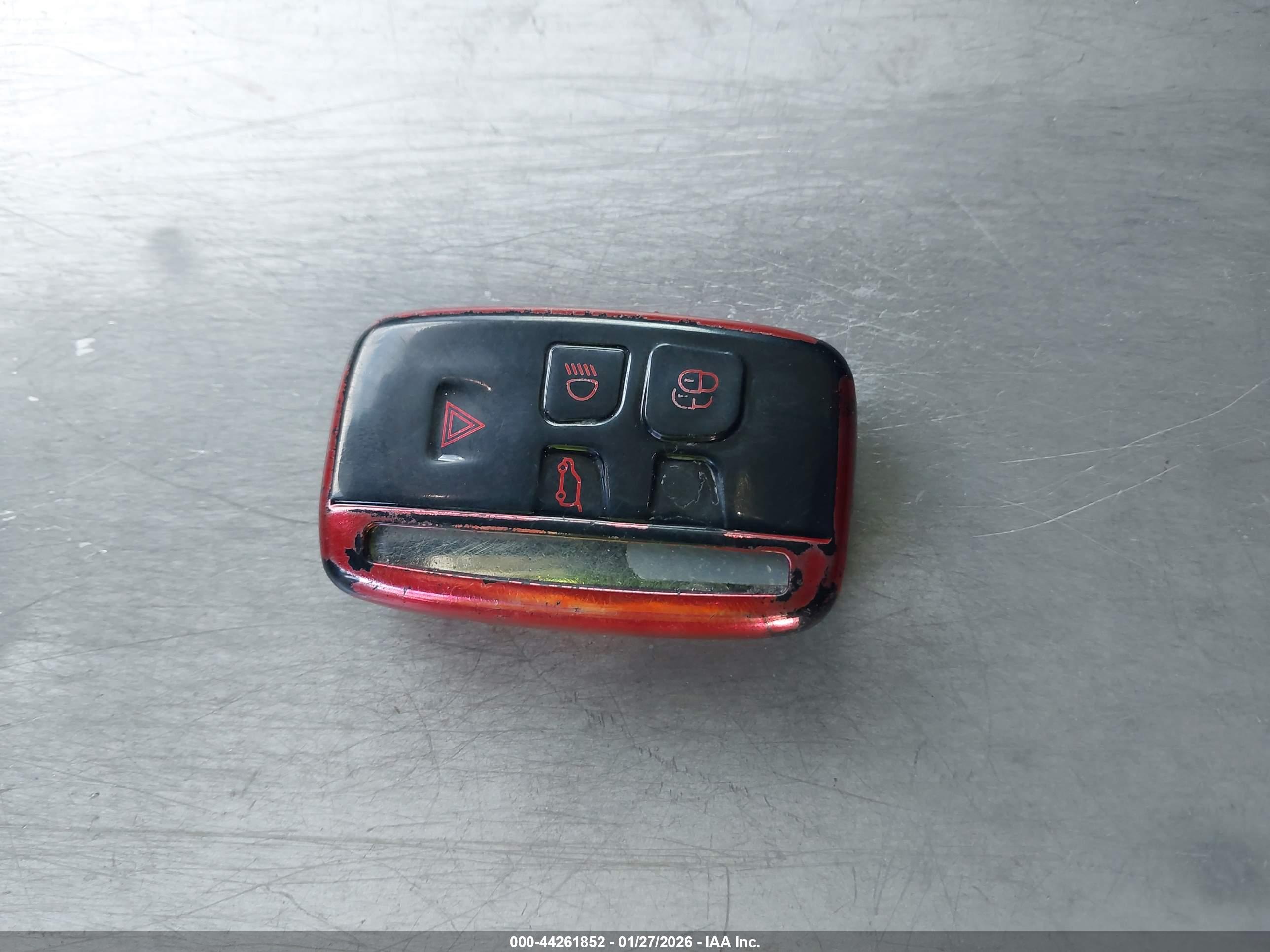 LAND ROVER image 11