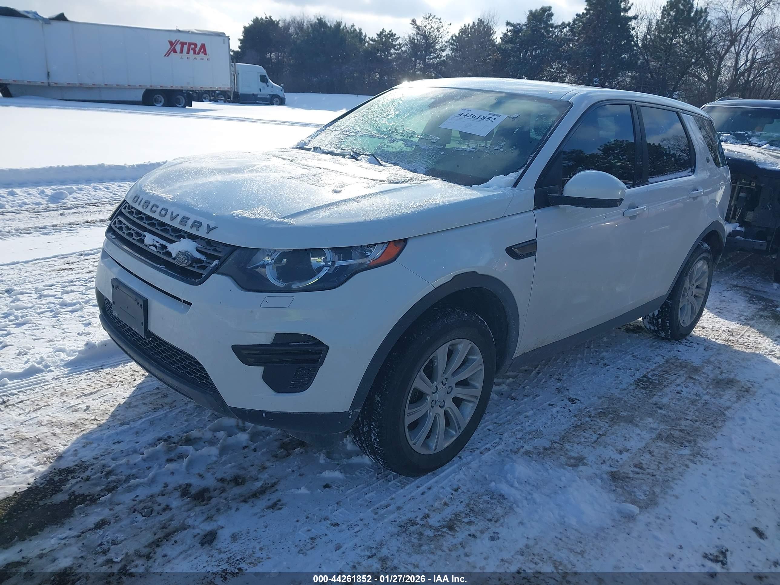 LAND ROVER image 2
