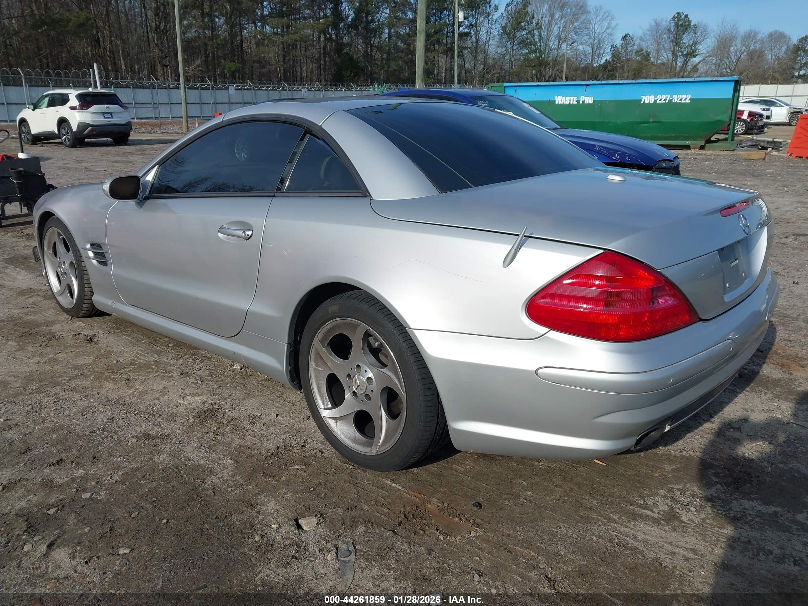 MERCEDES-BENZ SL image 3