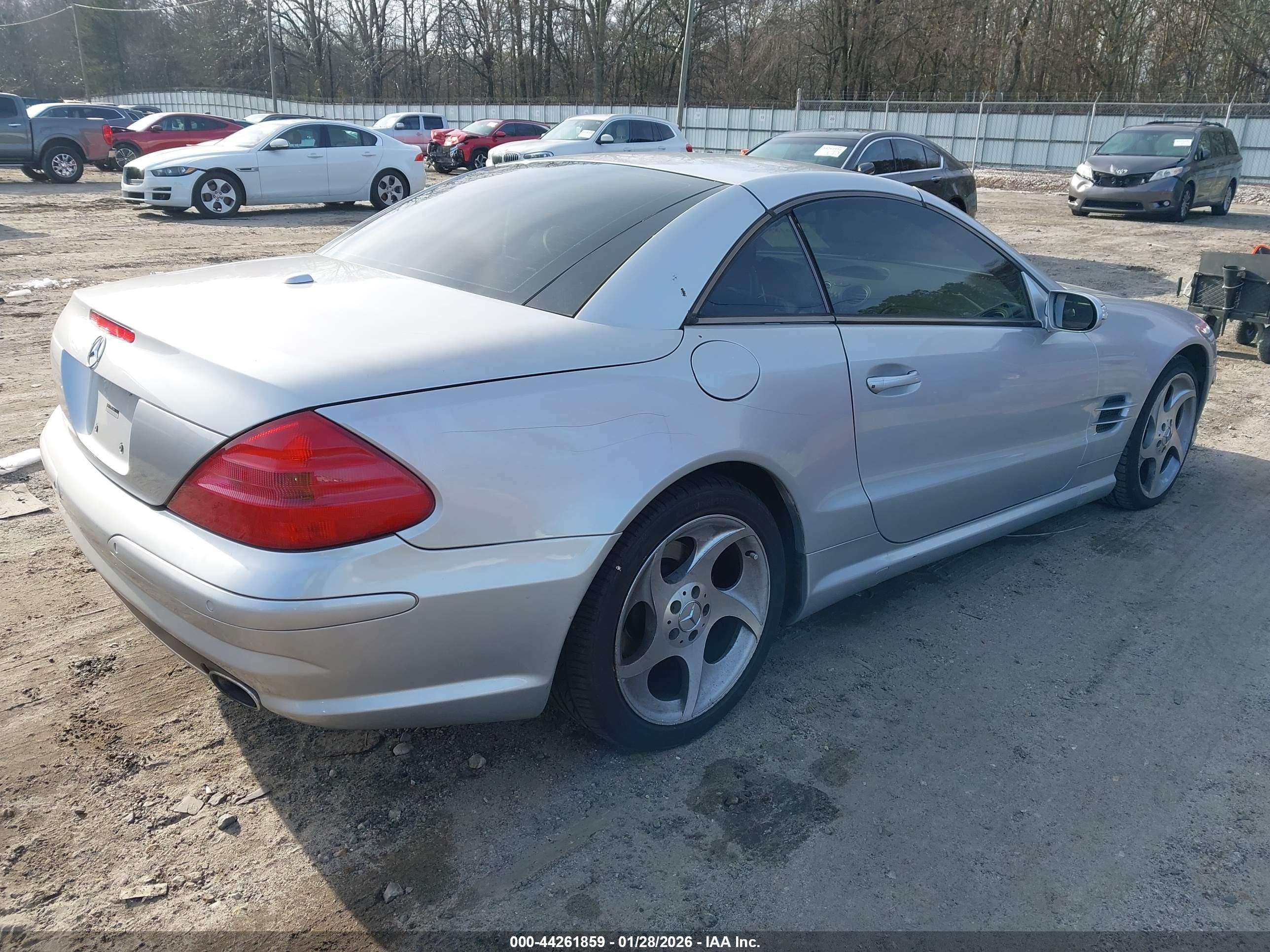 MERCEDES-BENZ SL image 4