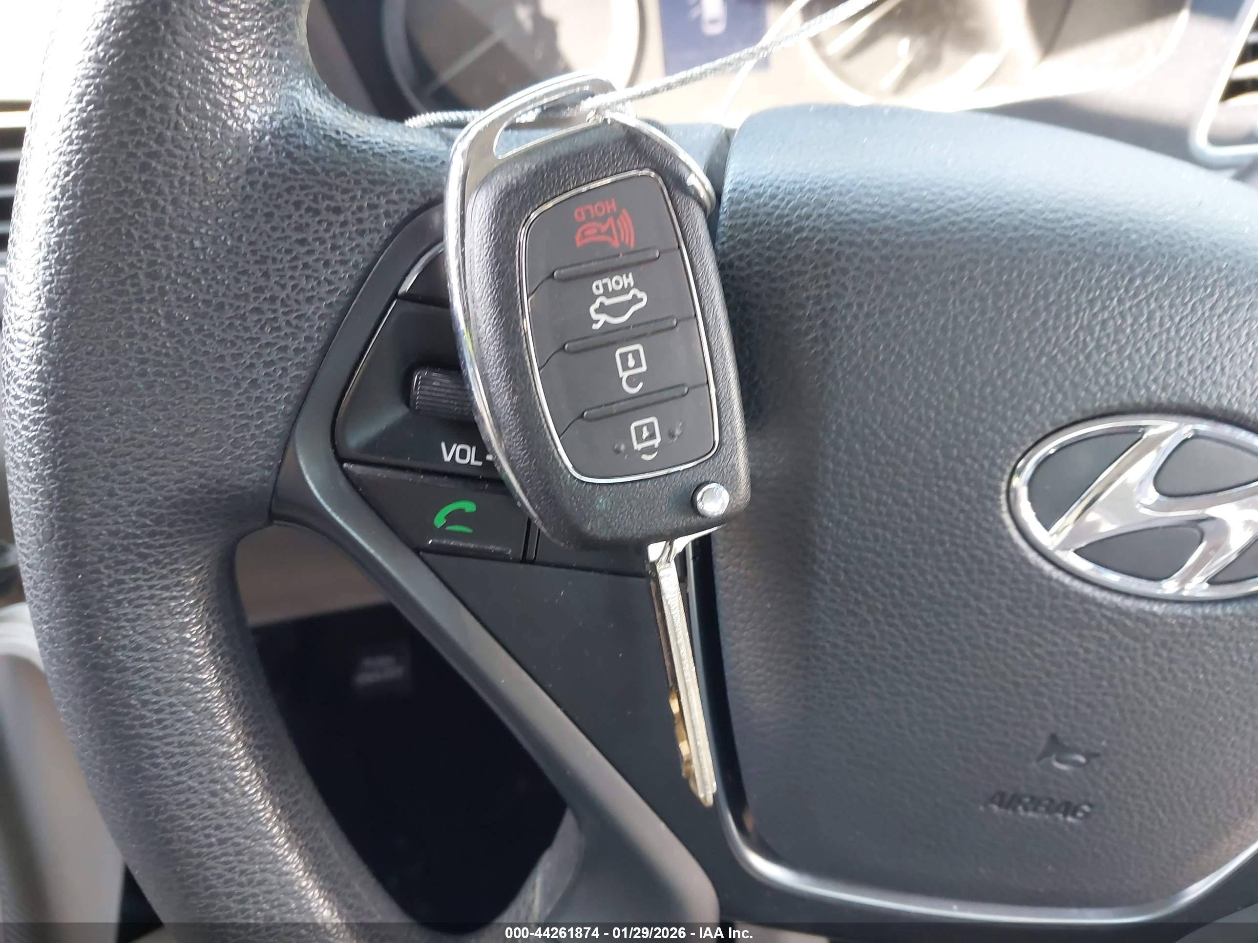 HYUNDAI SONATA image 11