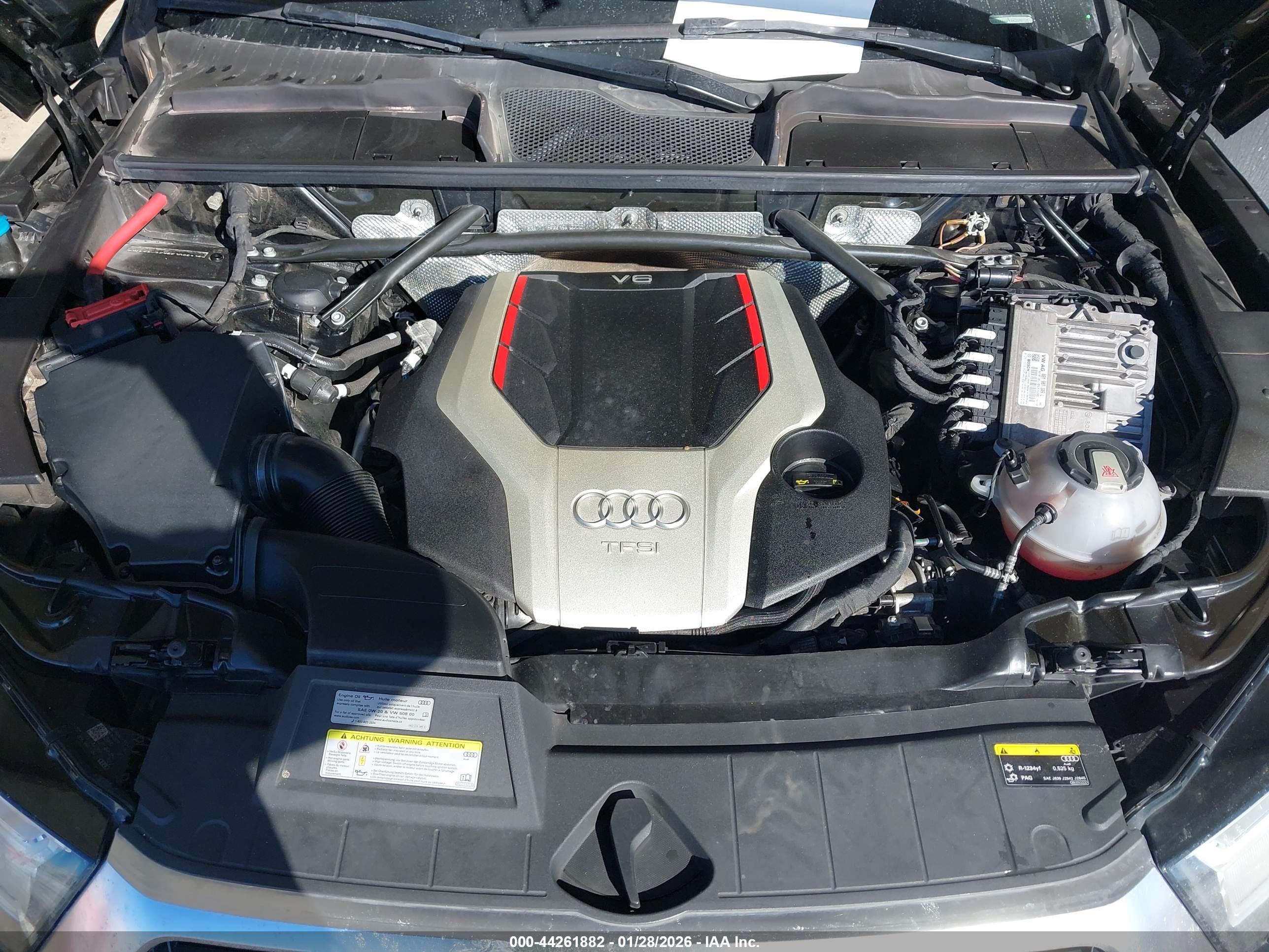 AUDI SQ5 image 10