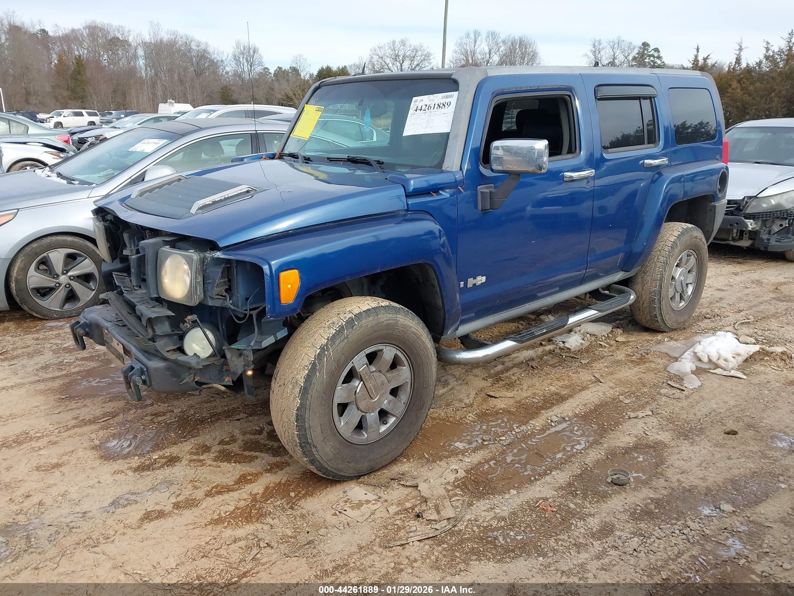 HUMMER H3 image 2