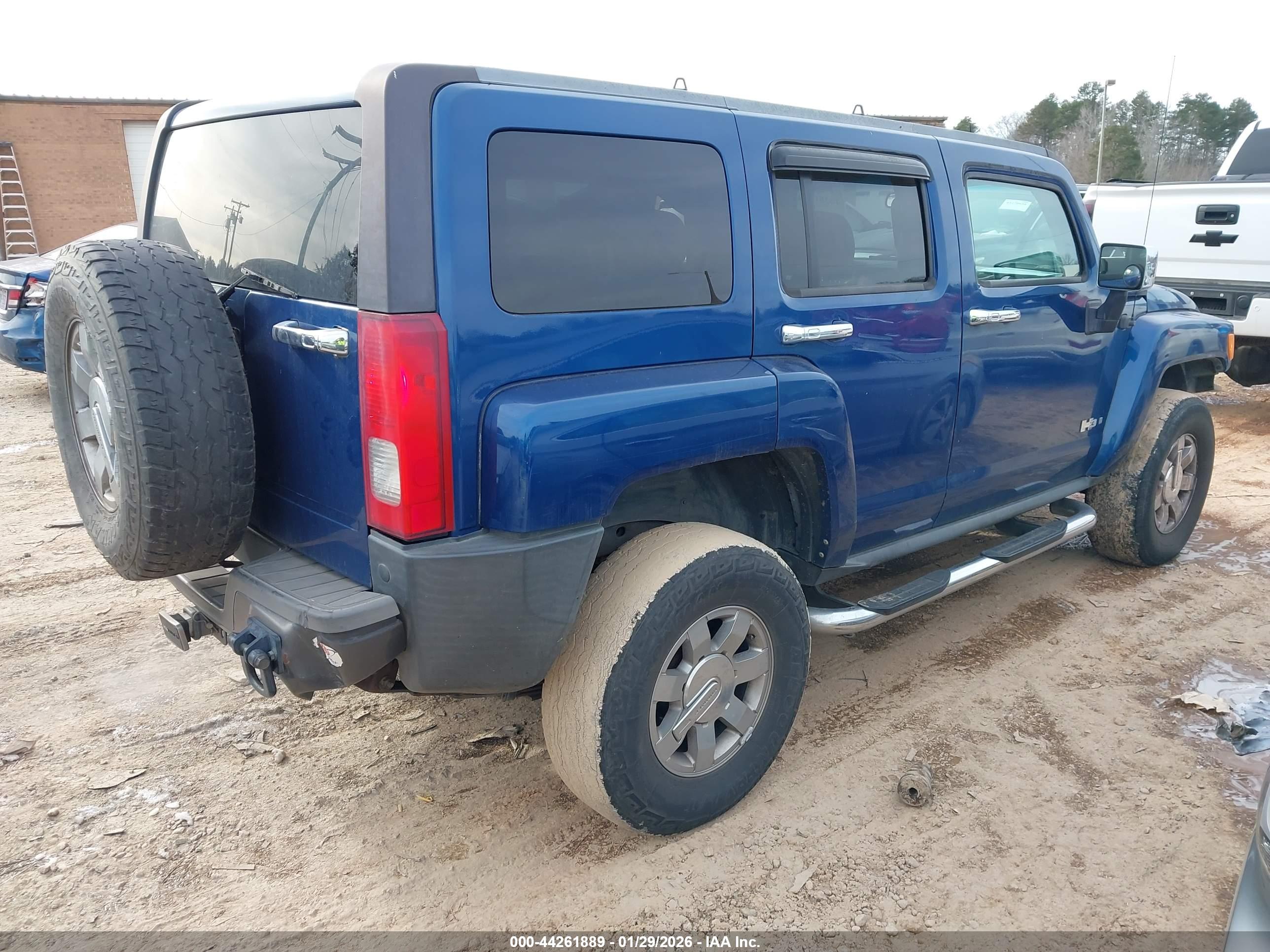HUMMER H3 image 4