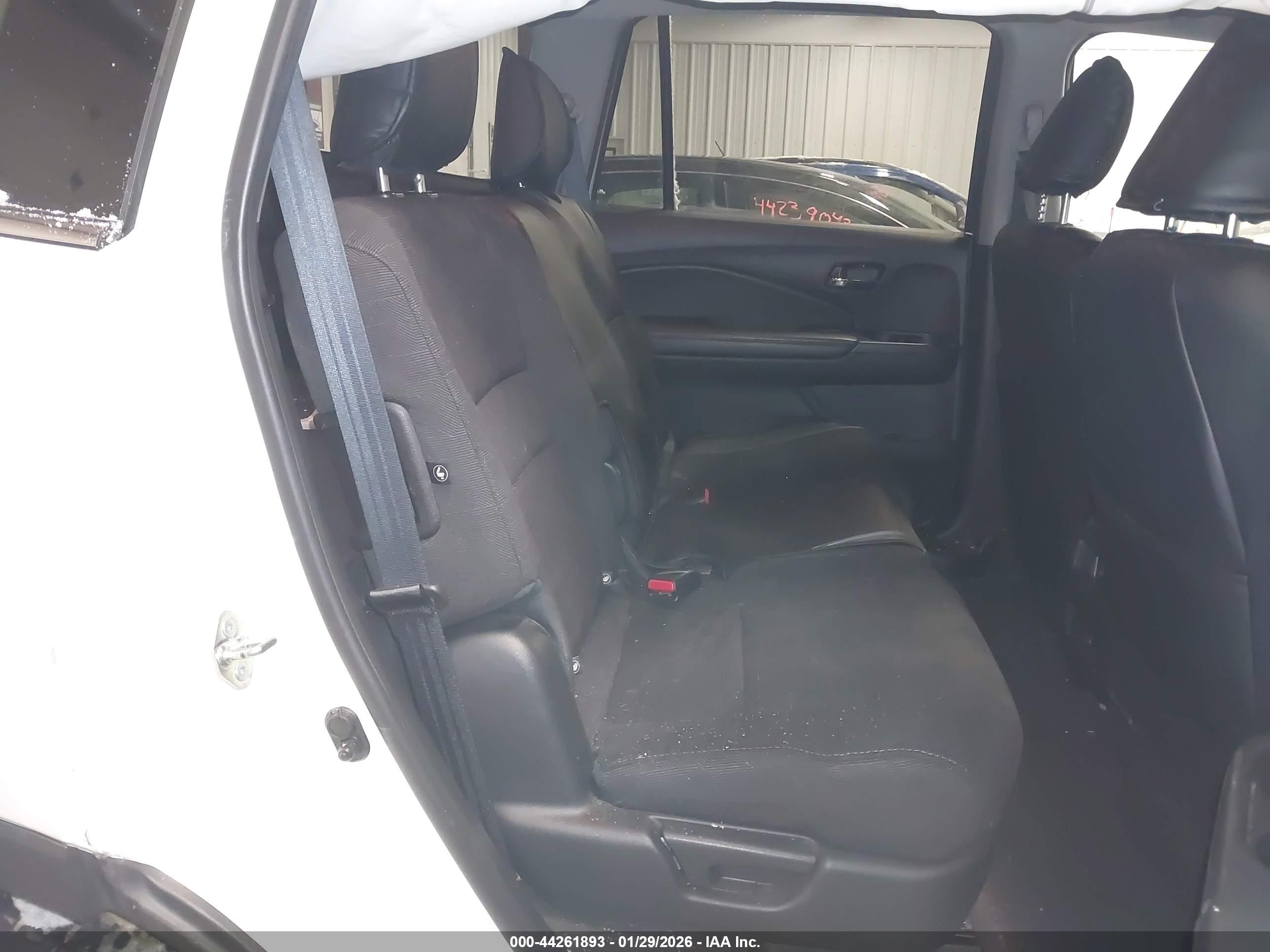 HONDA PILOT image 8