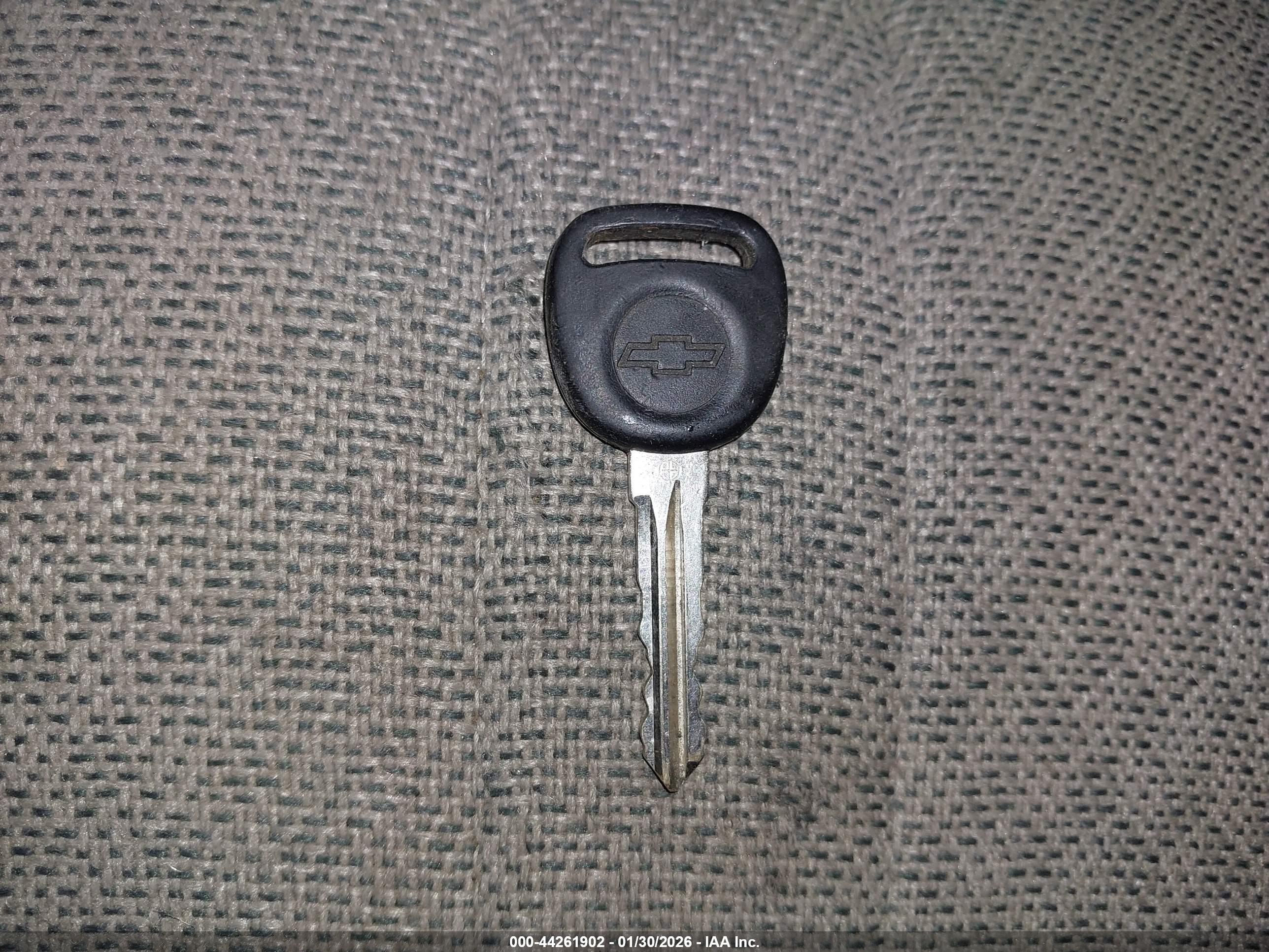 CHEVROLET EXPRESS image 11