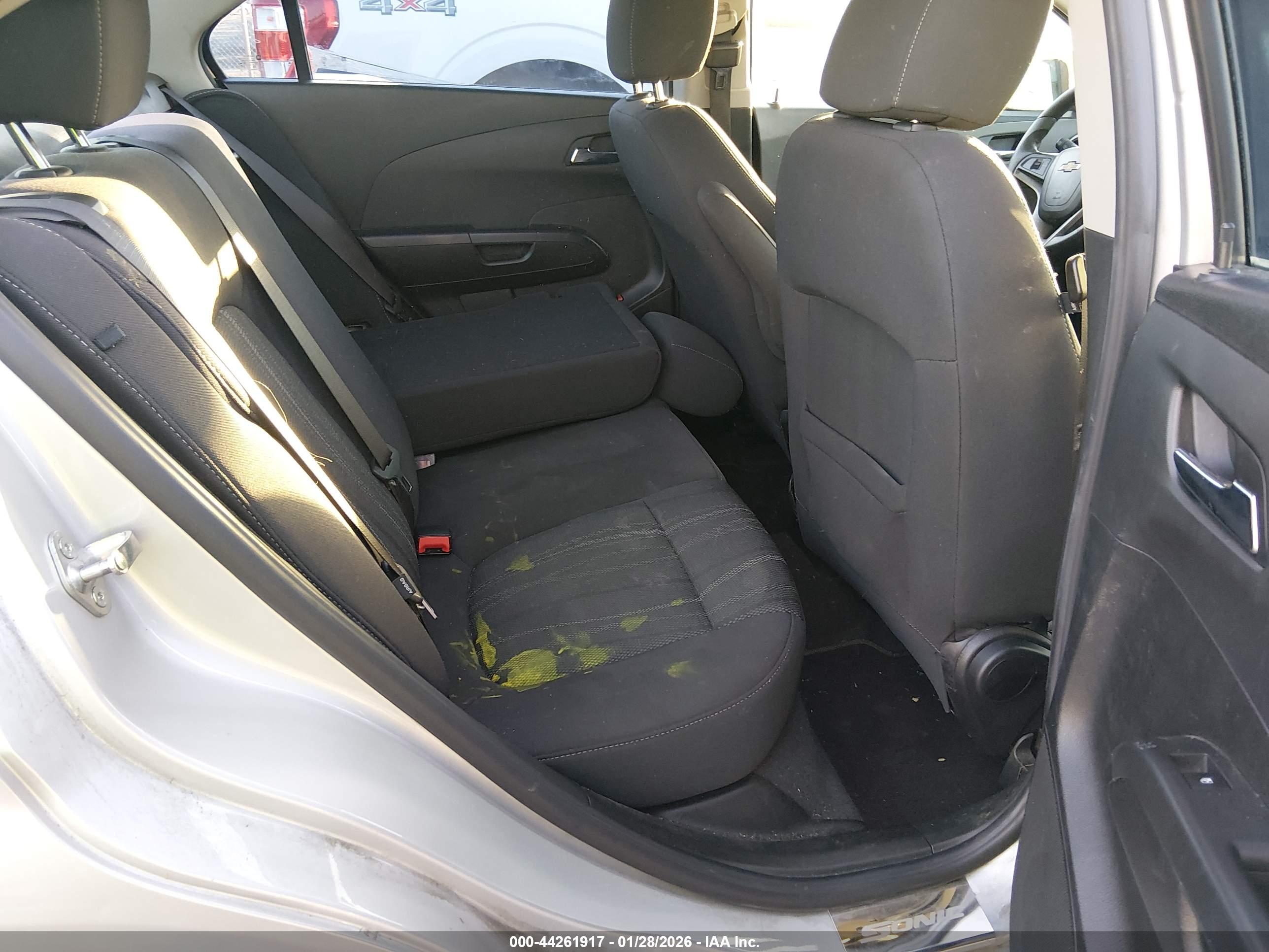 CHEVROLET SONIC image 8