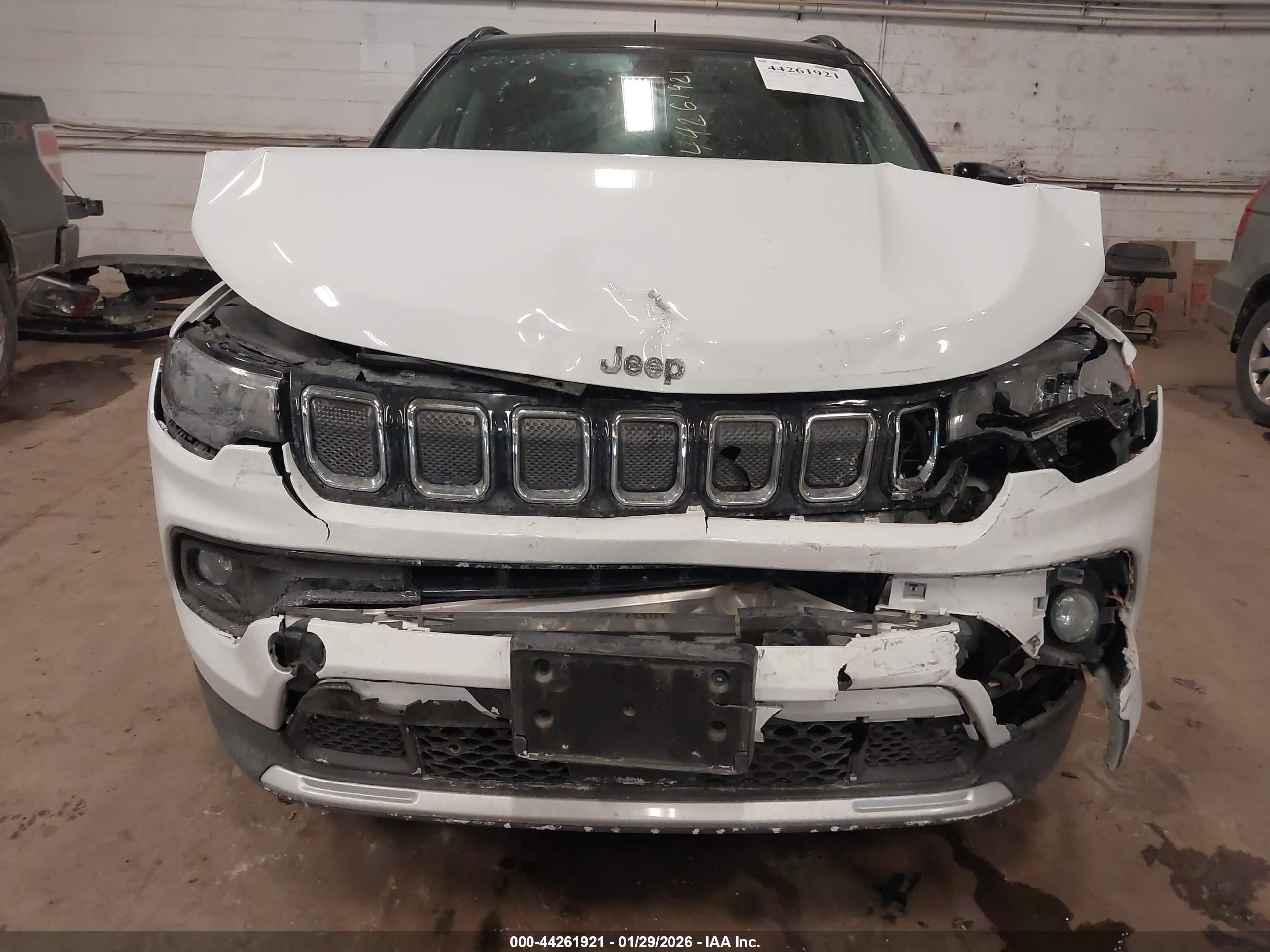 JEEP COMPASS image 6