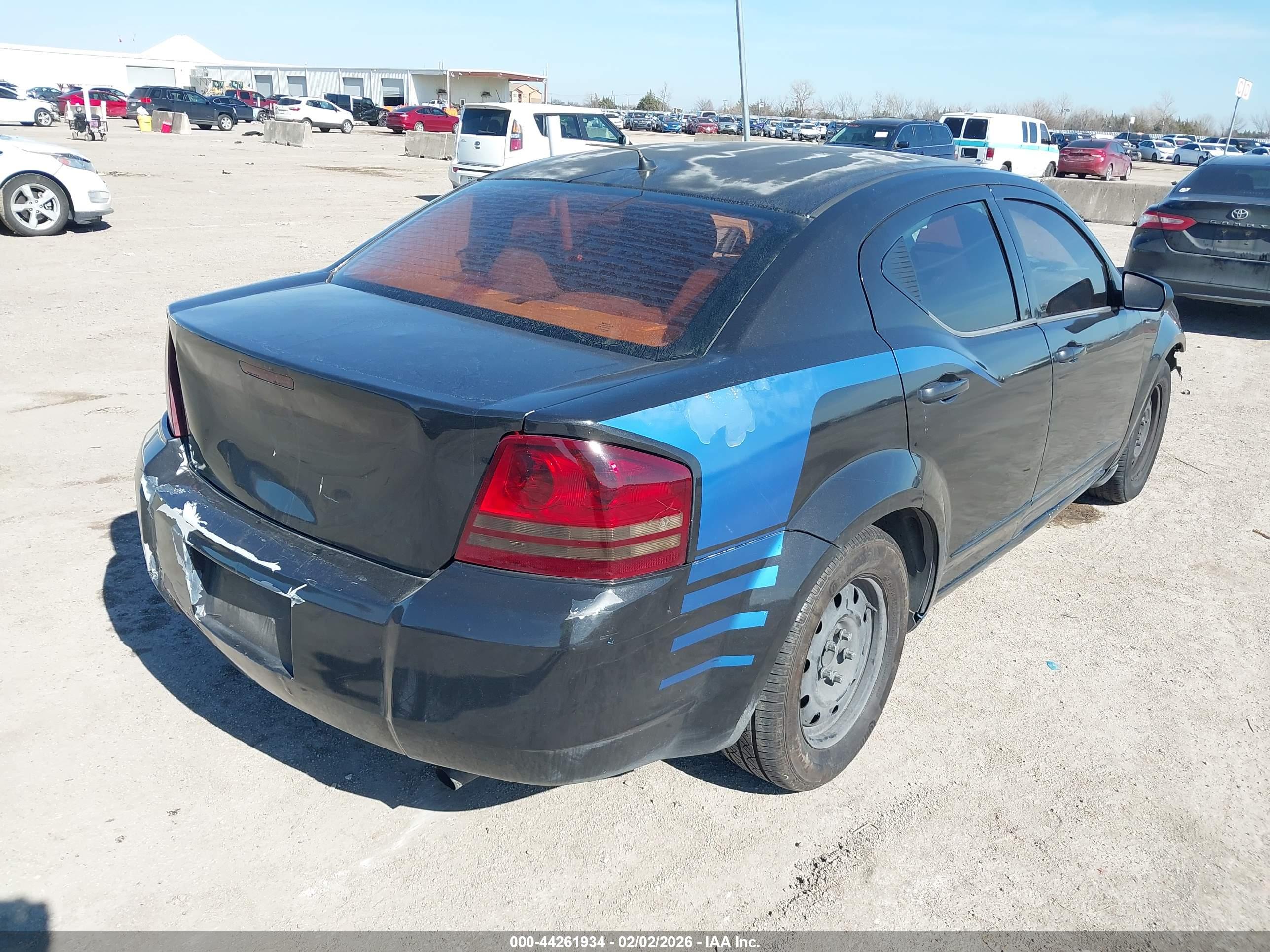 DODGE AVENGER image 4