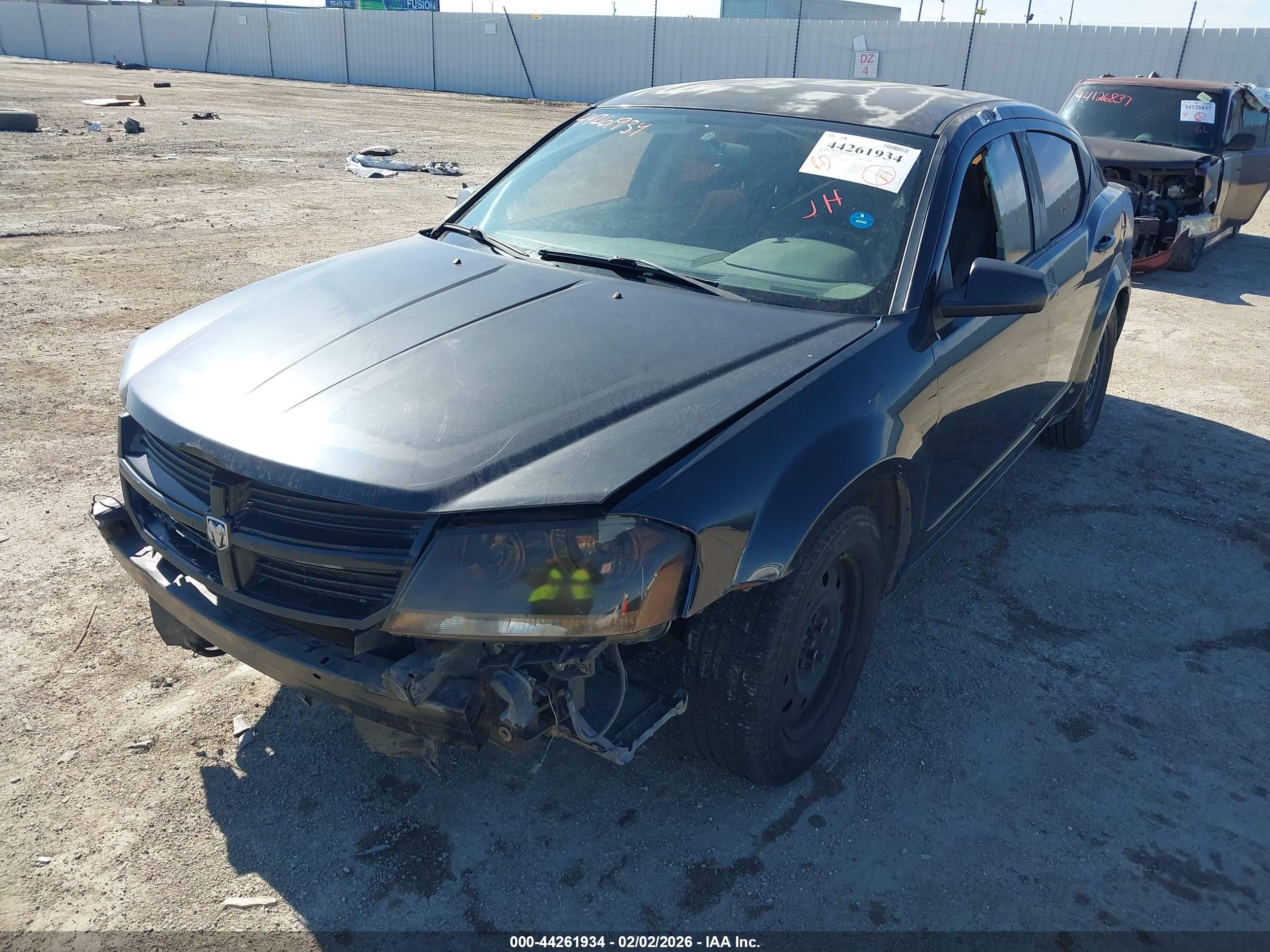 DODGE AVENGER image 6