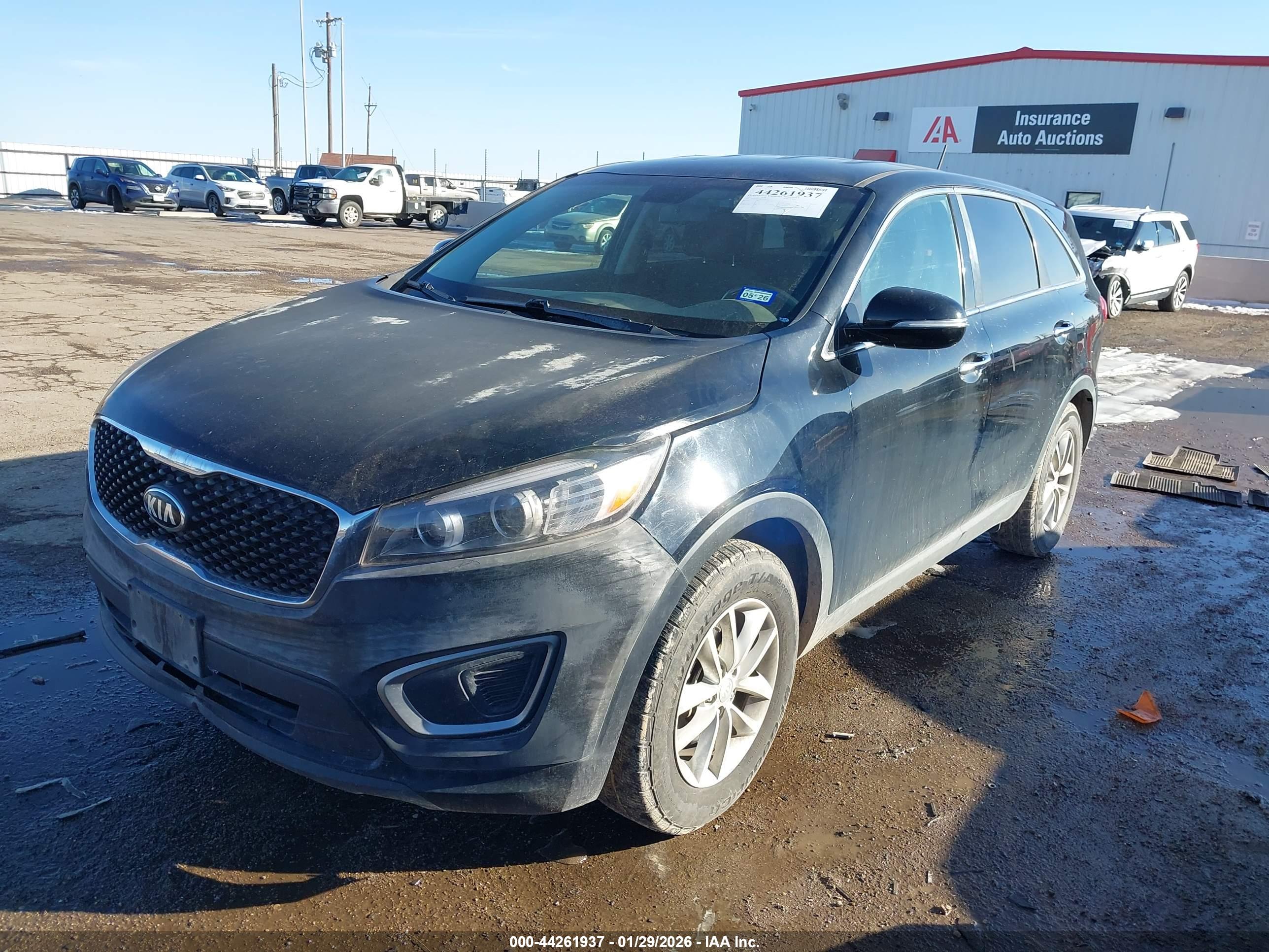 KIA SORENTO image 2