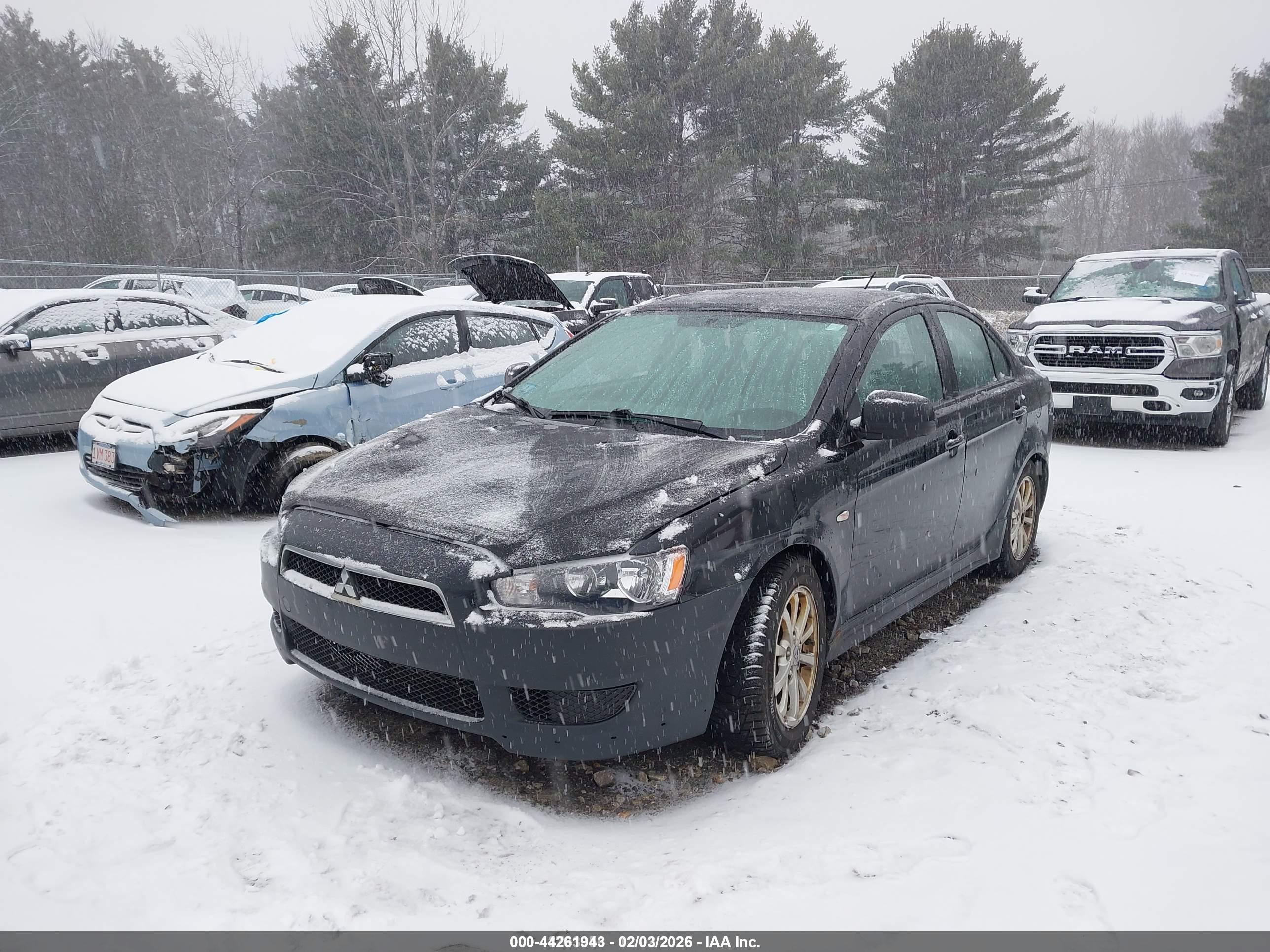 MITSUBISHI LANCER image 2