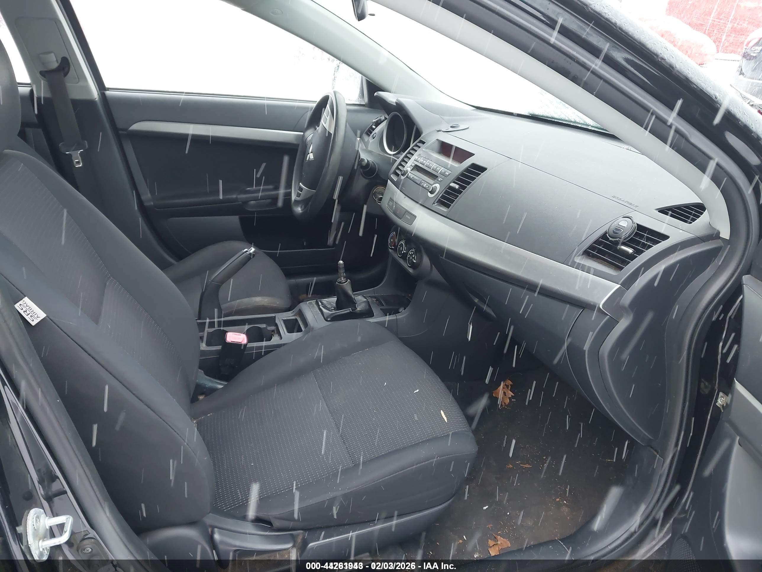 MITSUBISHI LANCER image 5