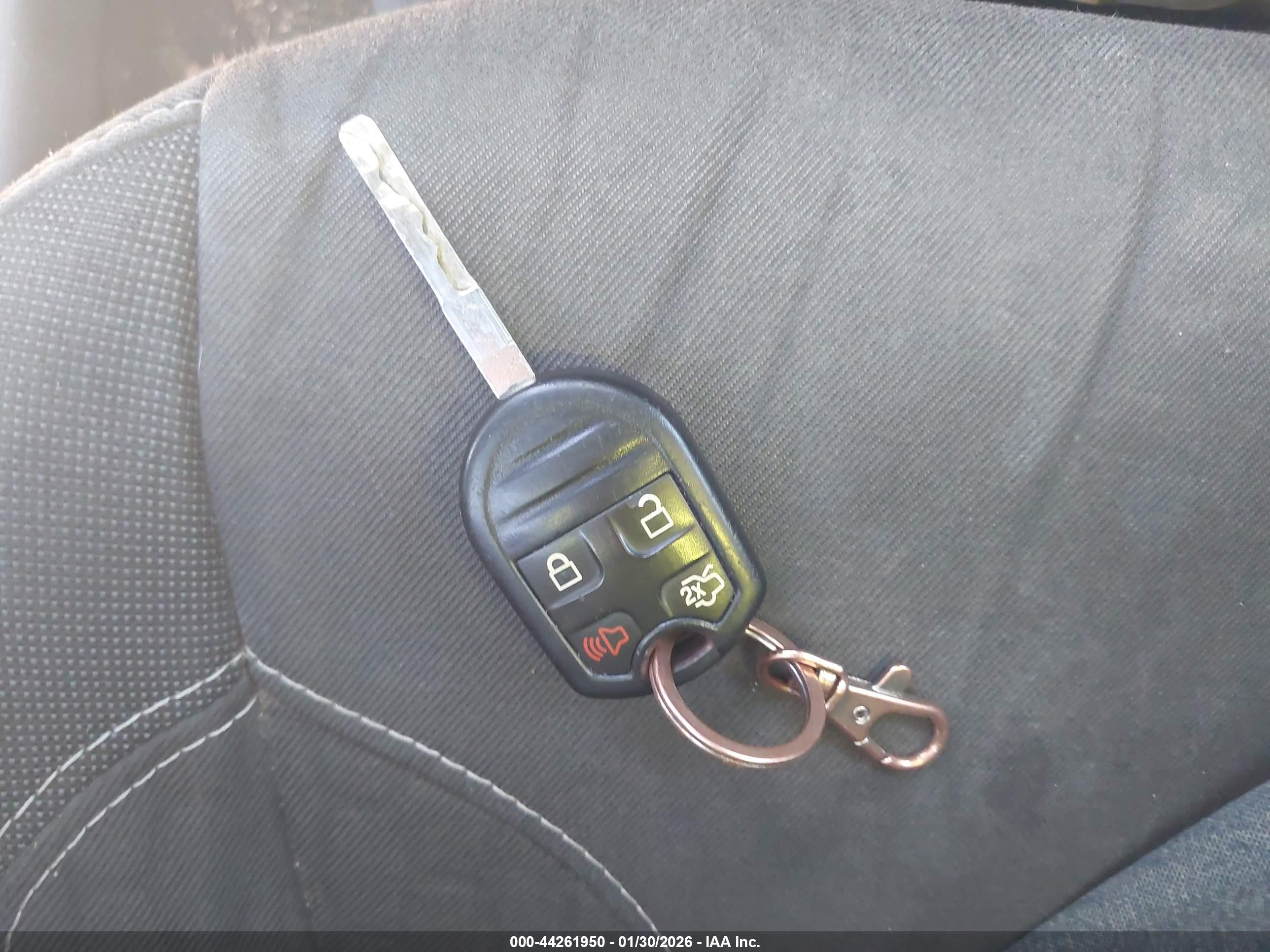 FORD FIESTA image 11