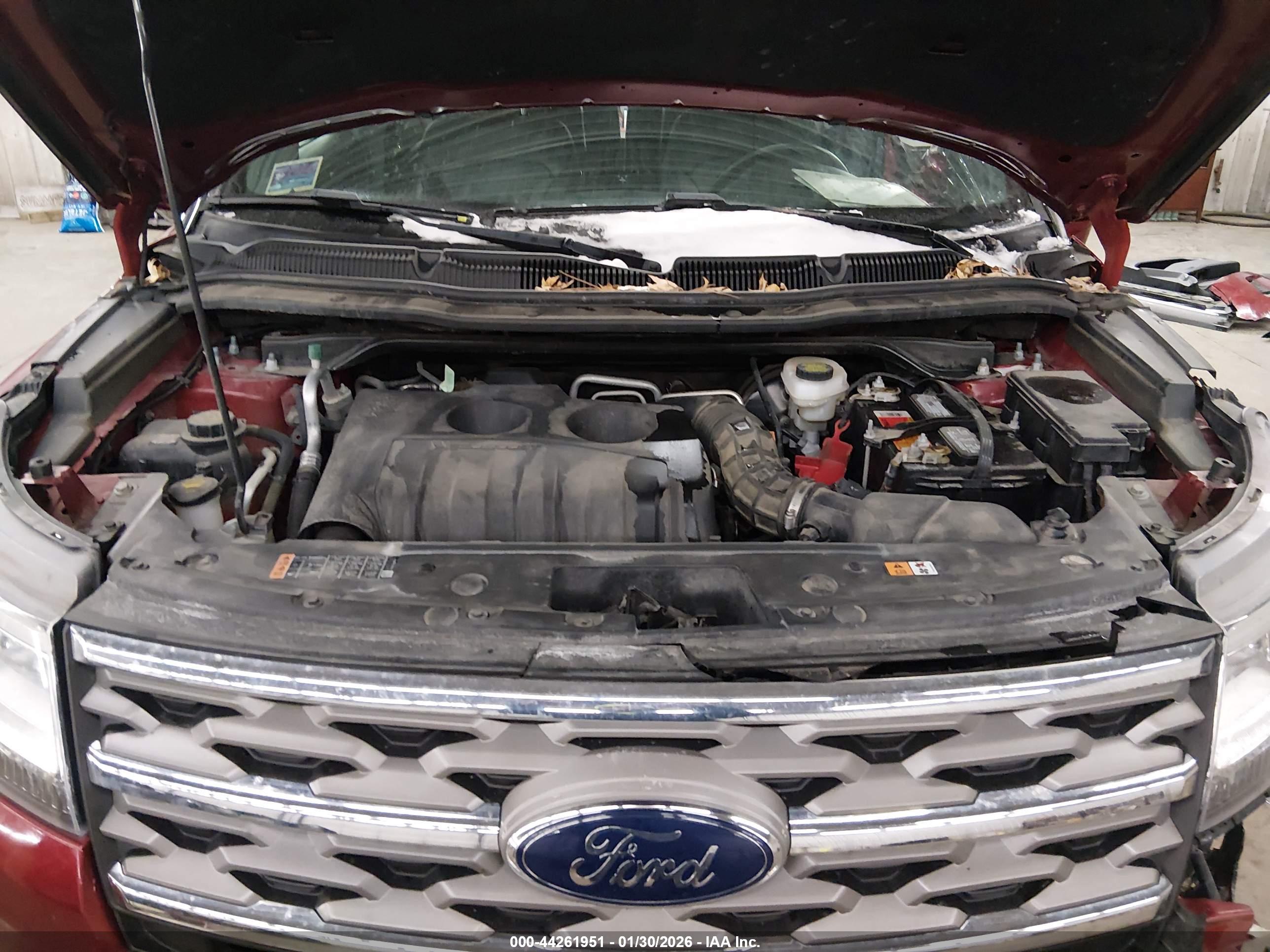 FORD EXPLORER image 10