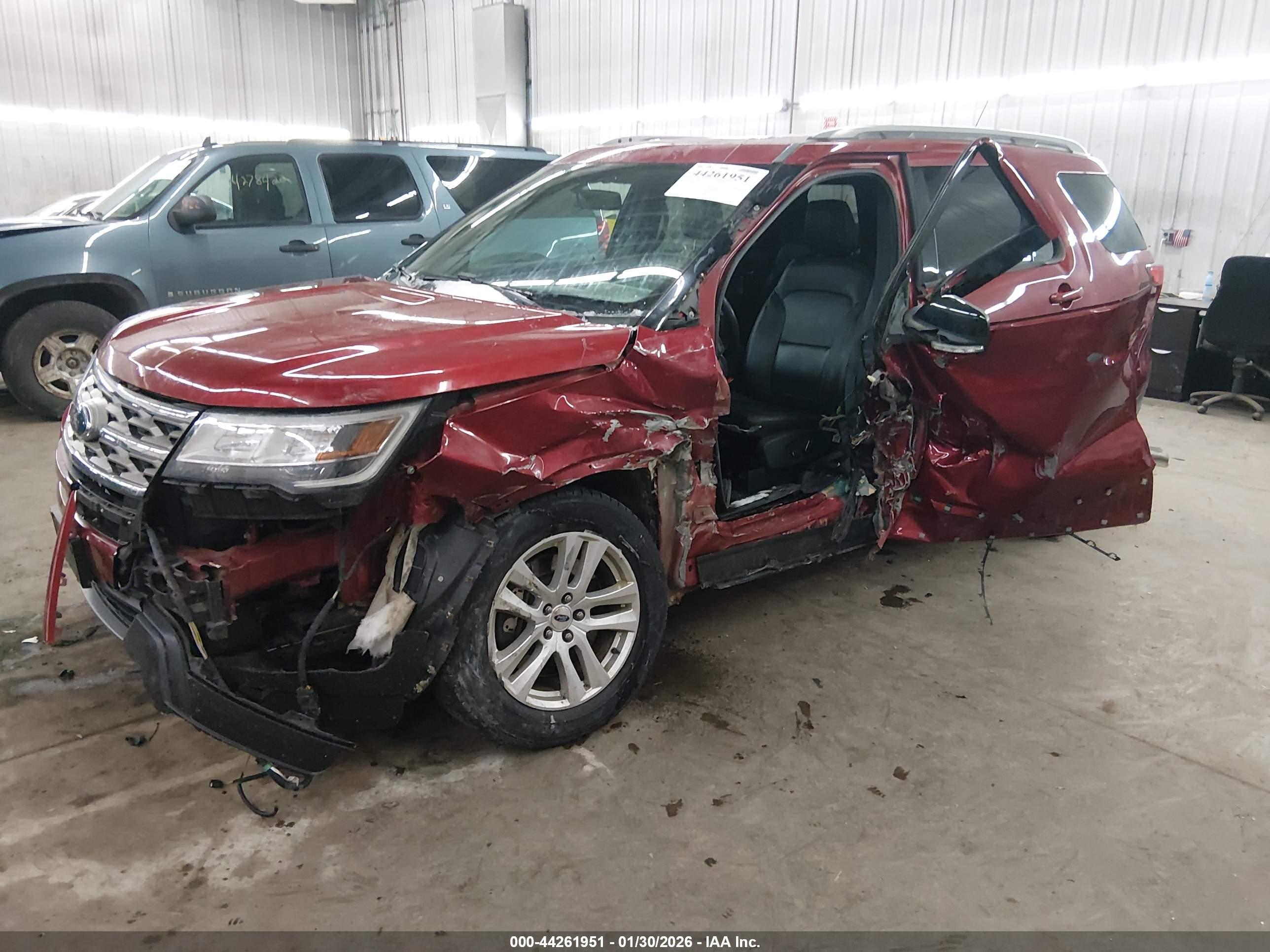 FORD EXPLORER image 2