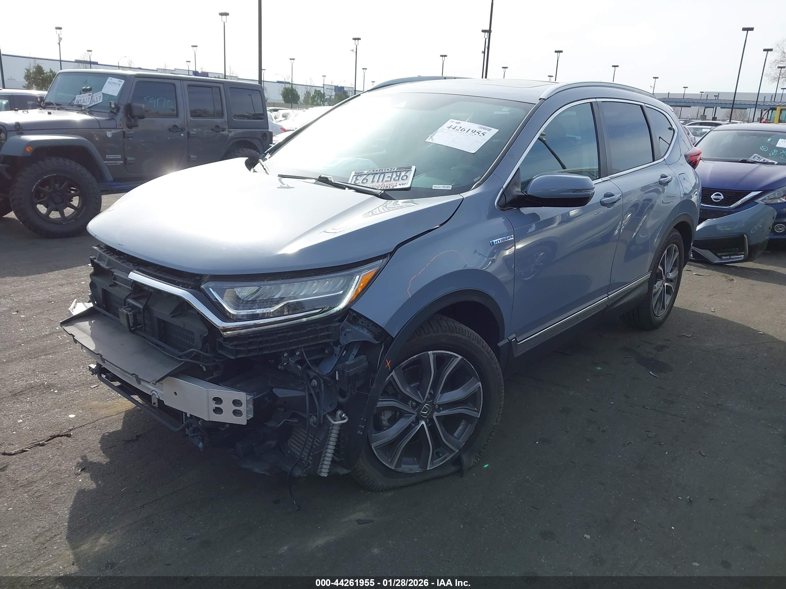 HONDA CR-V image 2