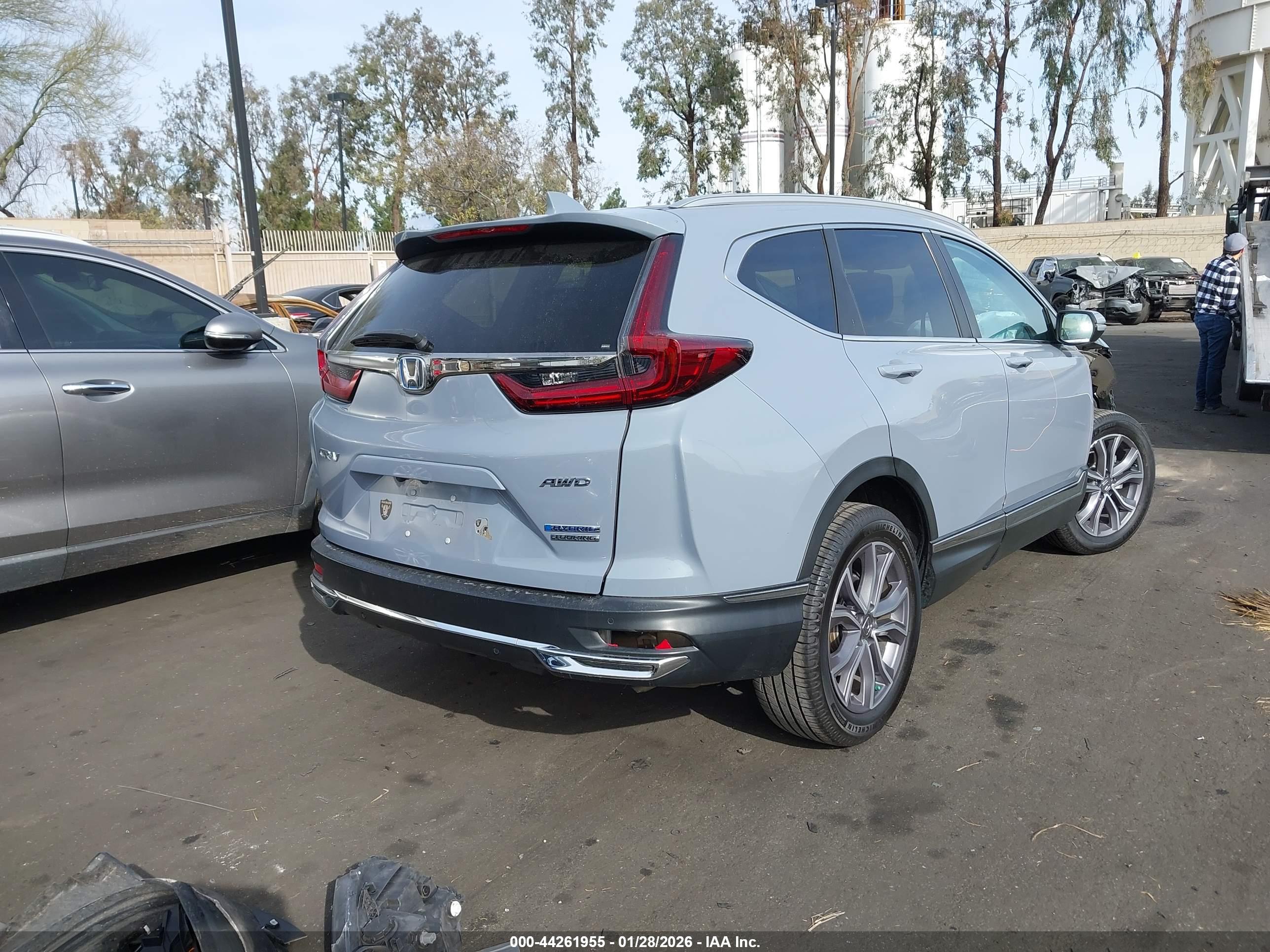 HONDA CR-V image 4