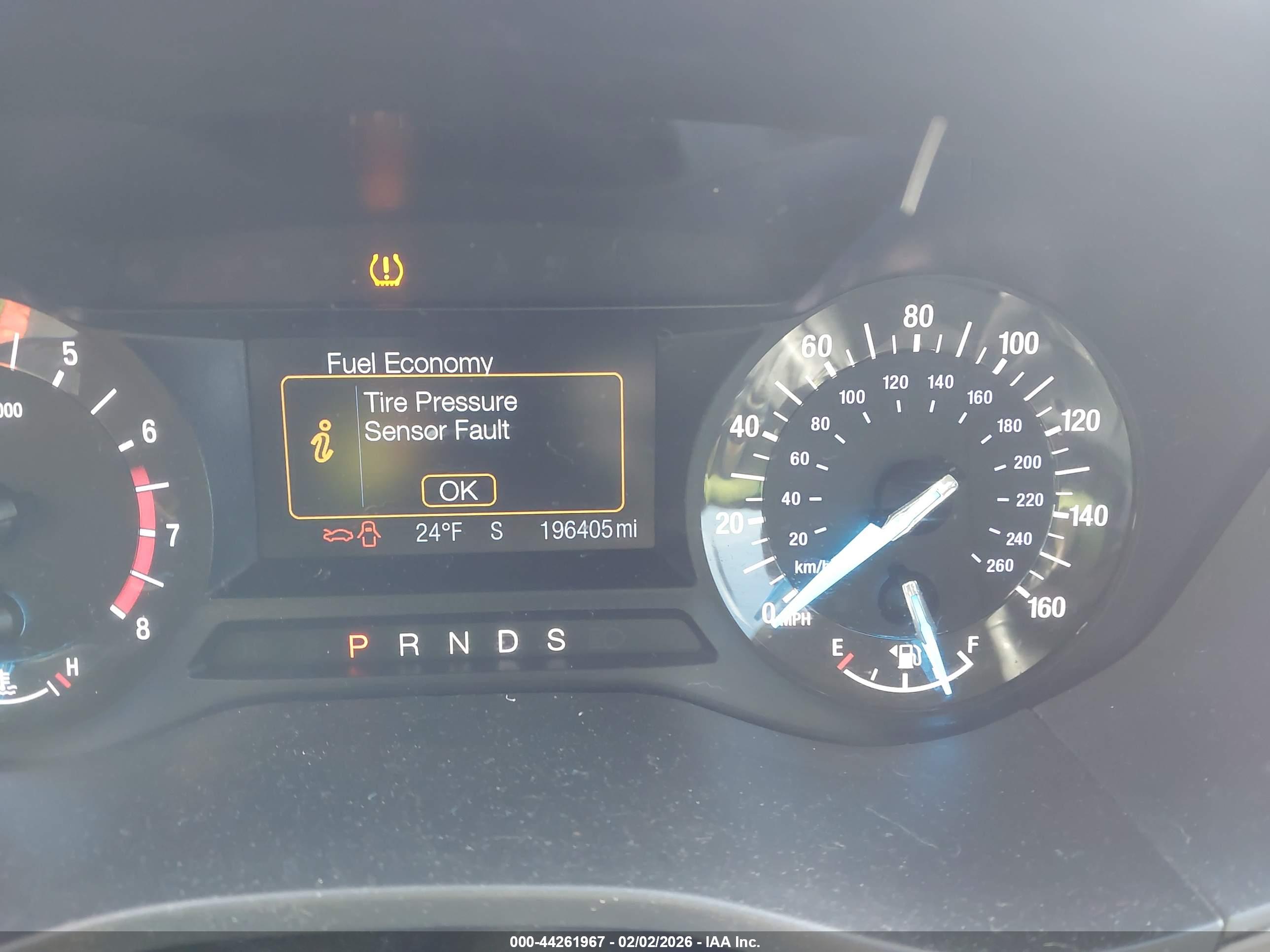 FORD FUSION image 7