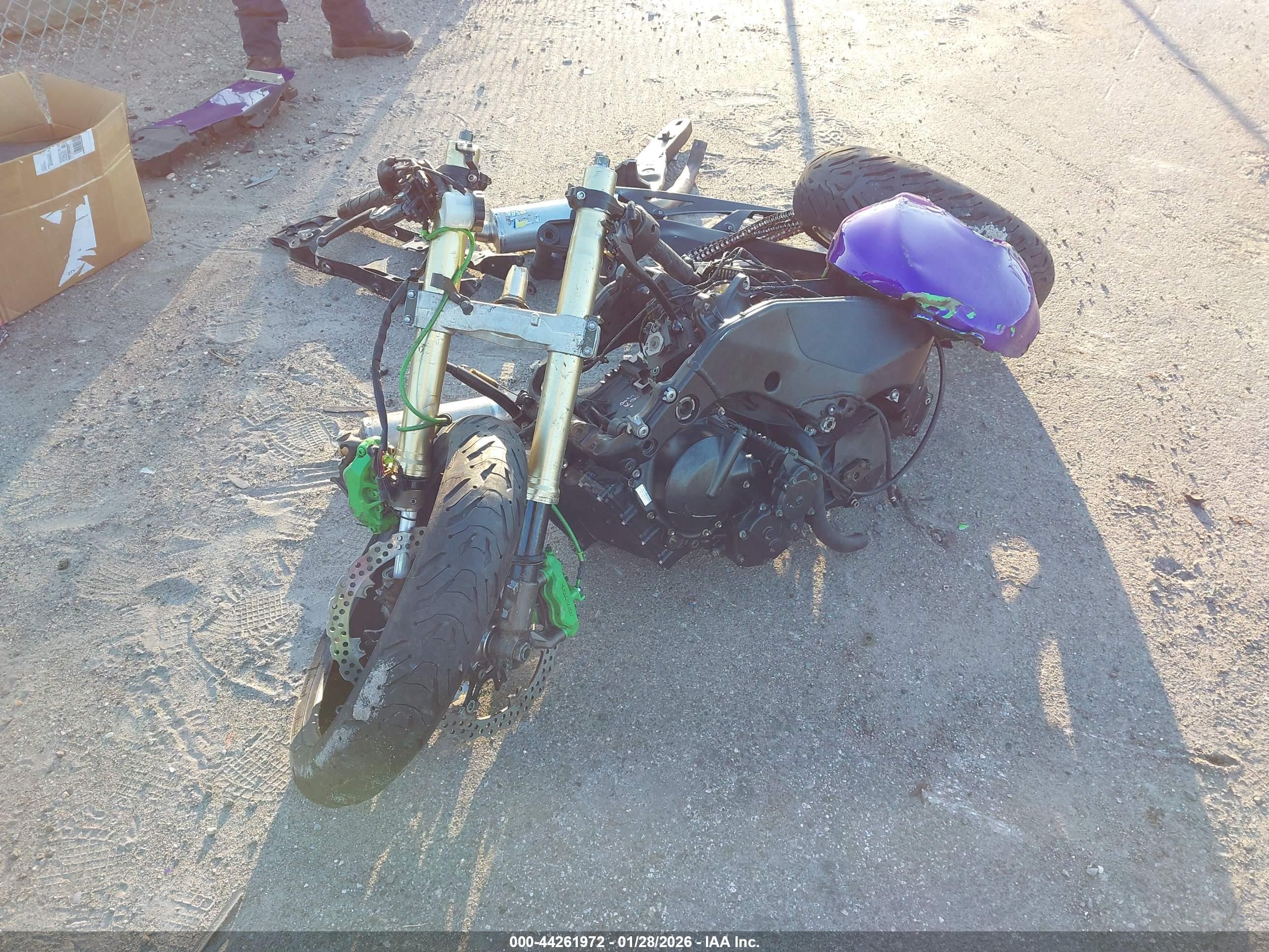 KAWASAKI ZX1000 image 2