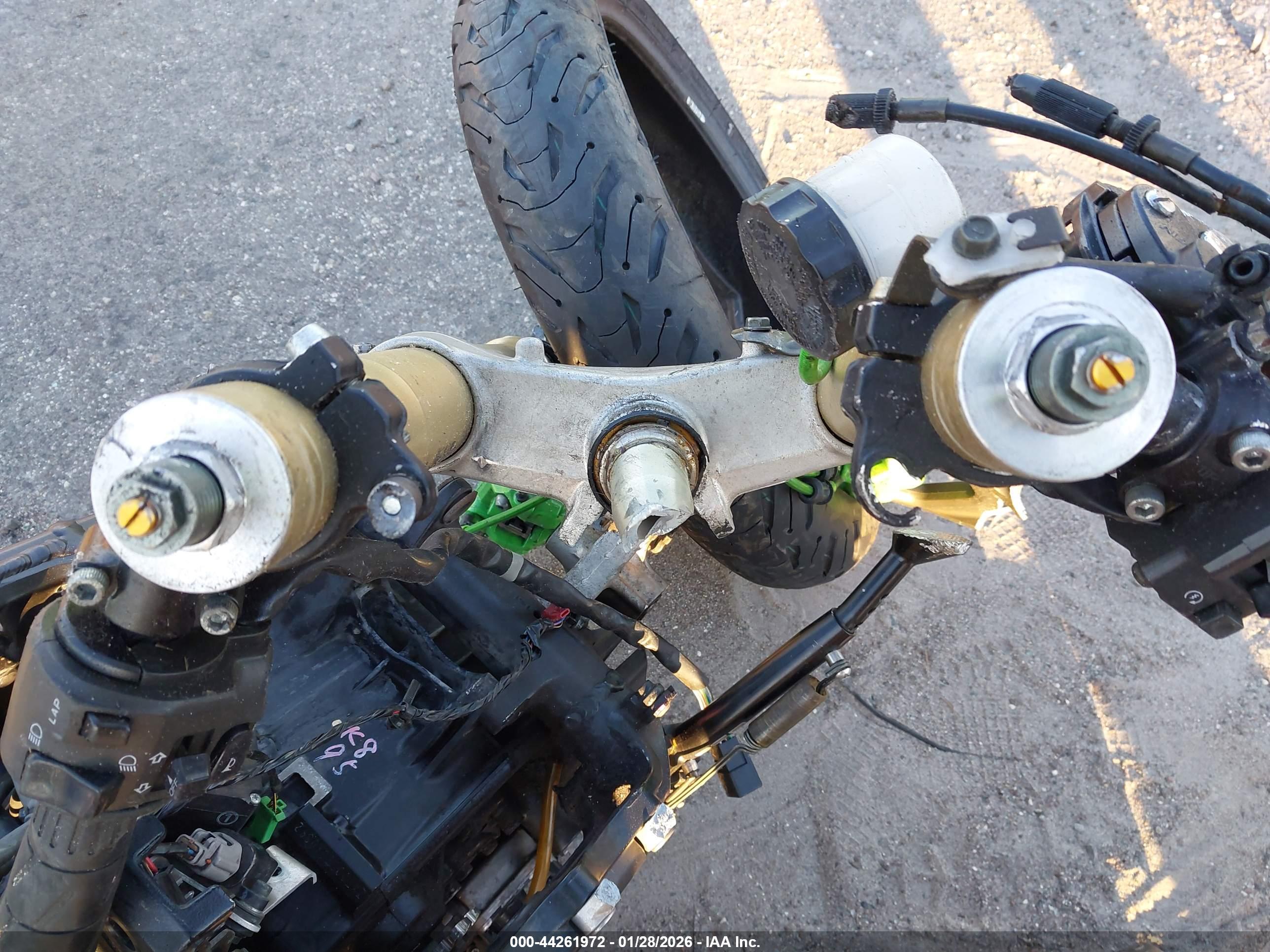 KAWASAKI ZX1000 image 7