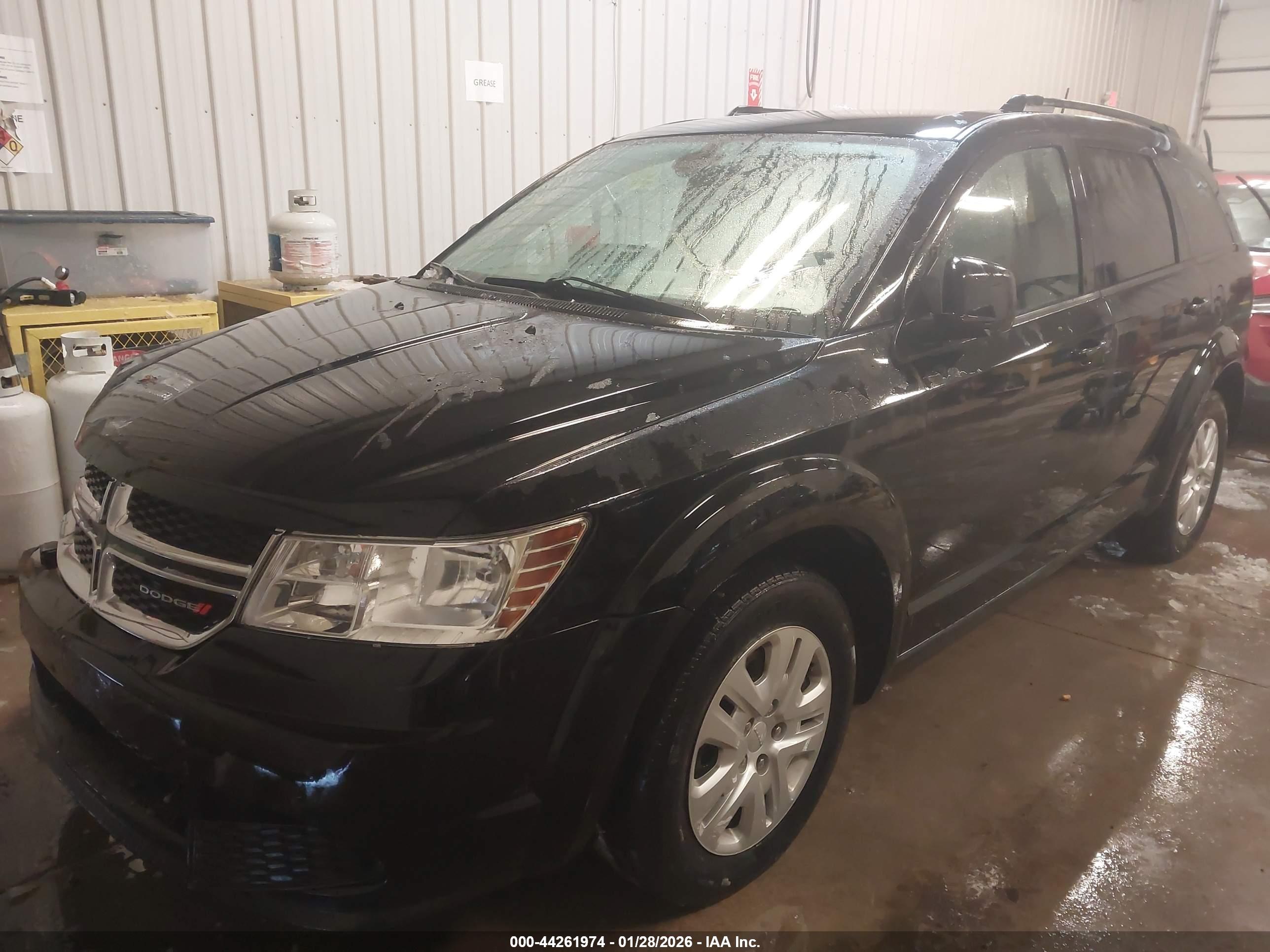 DODGE JOURNEY image 2