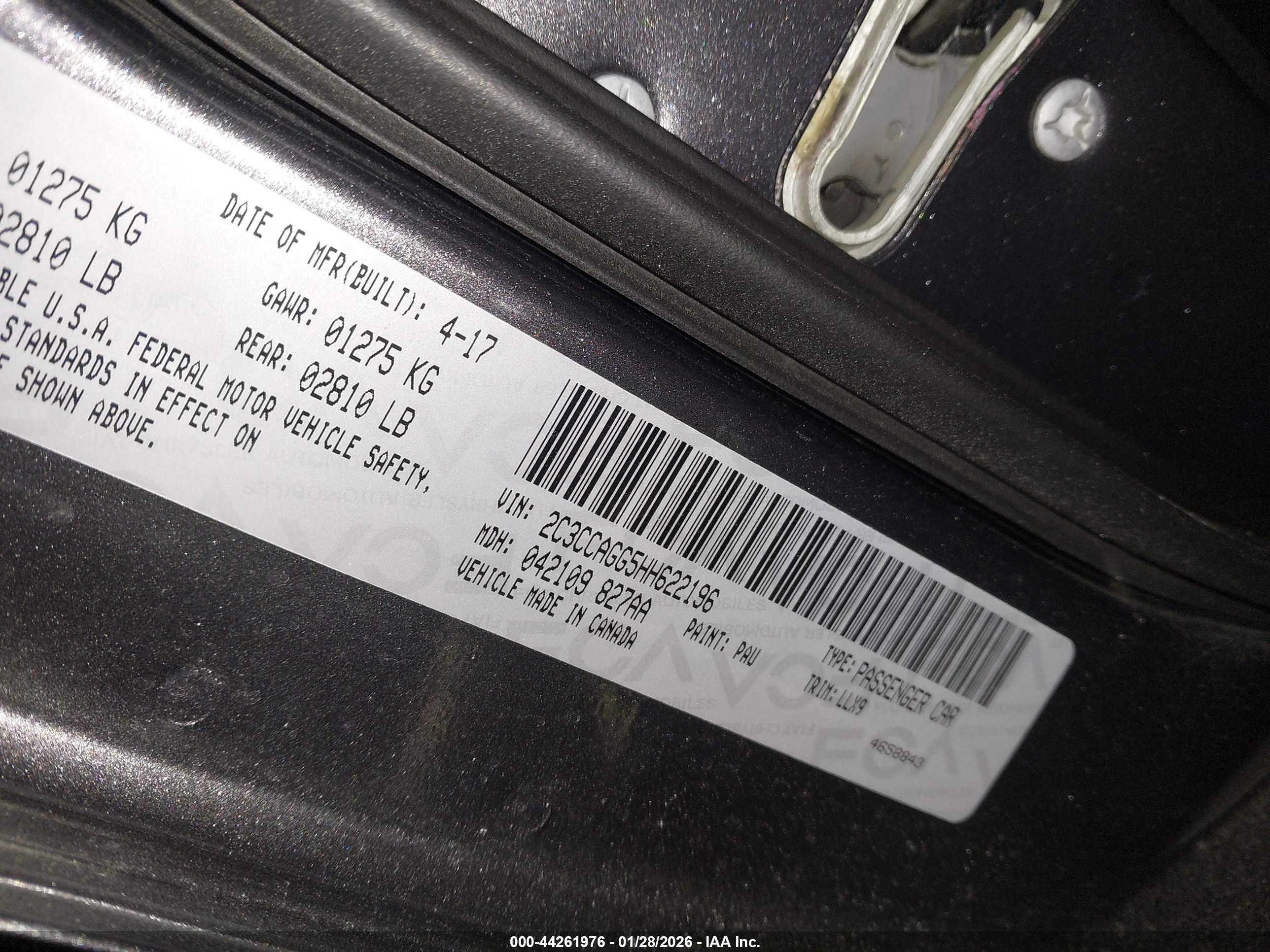 CHRYSLER 300 image 9