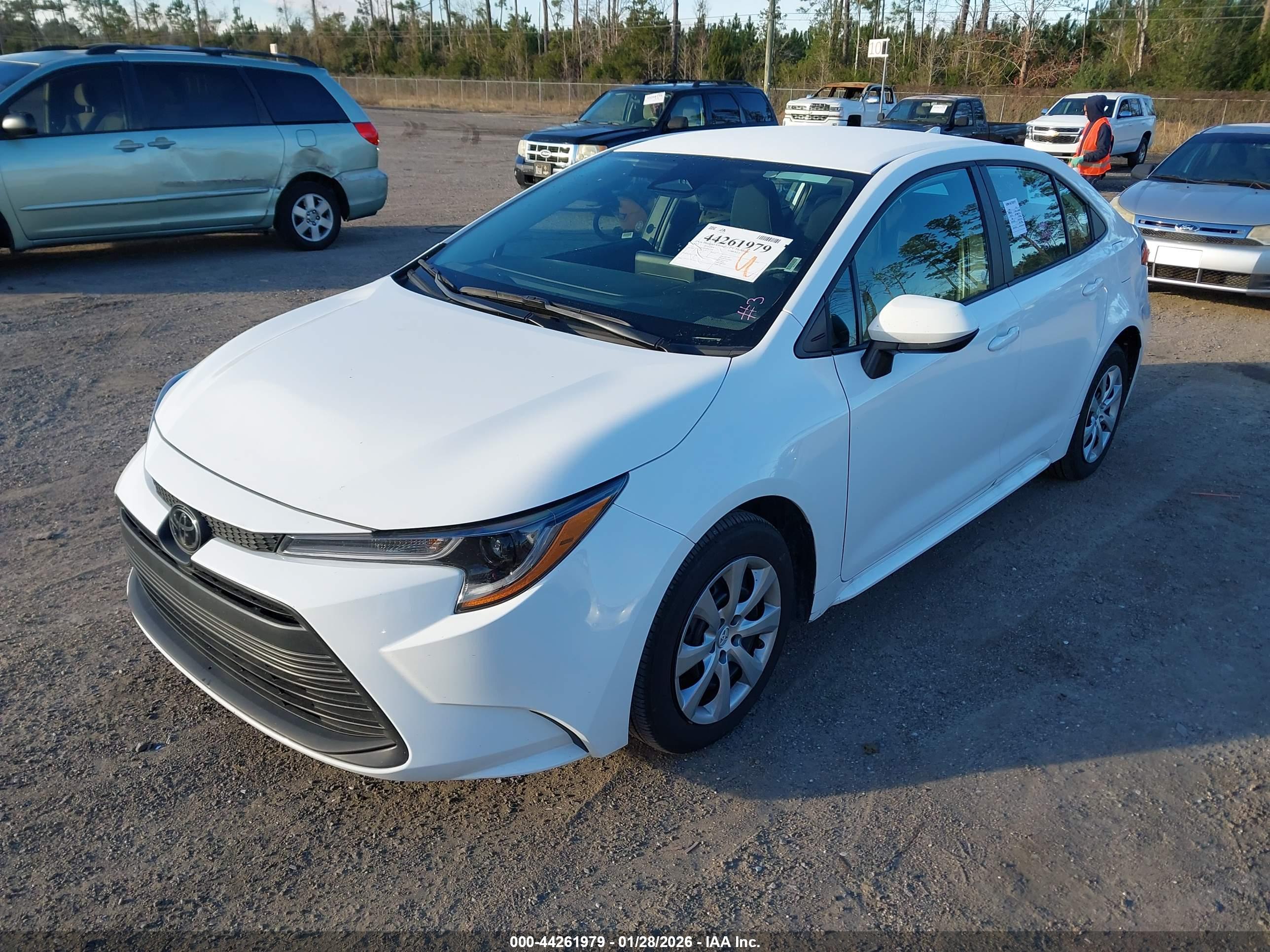 TOYOTA COROLLA image 2