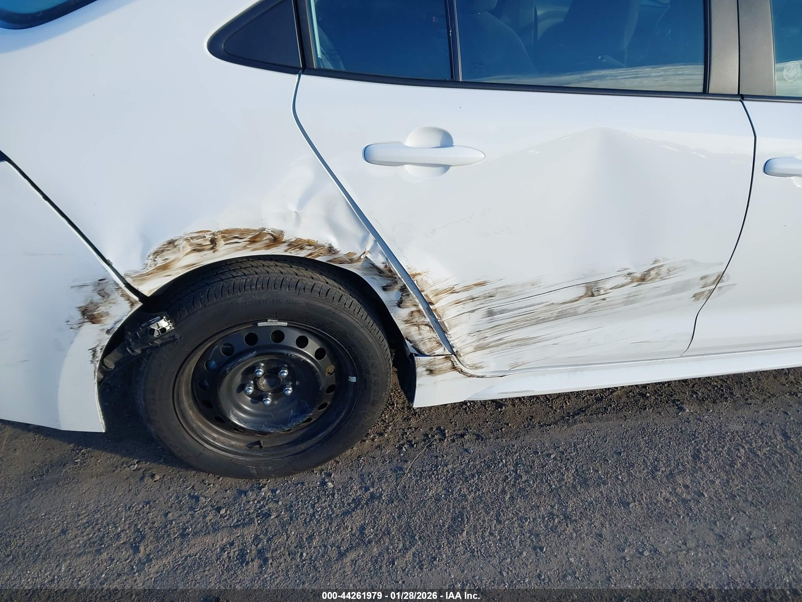 TOYOTA COROLLA image 6