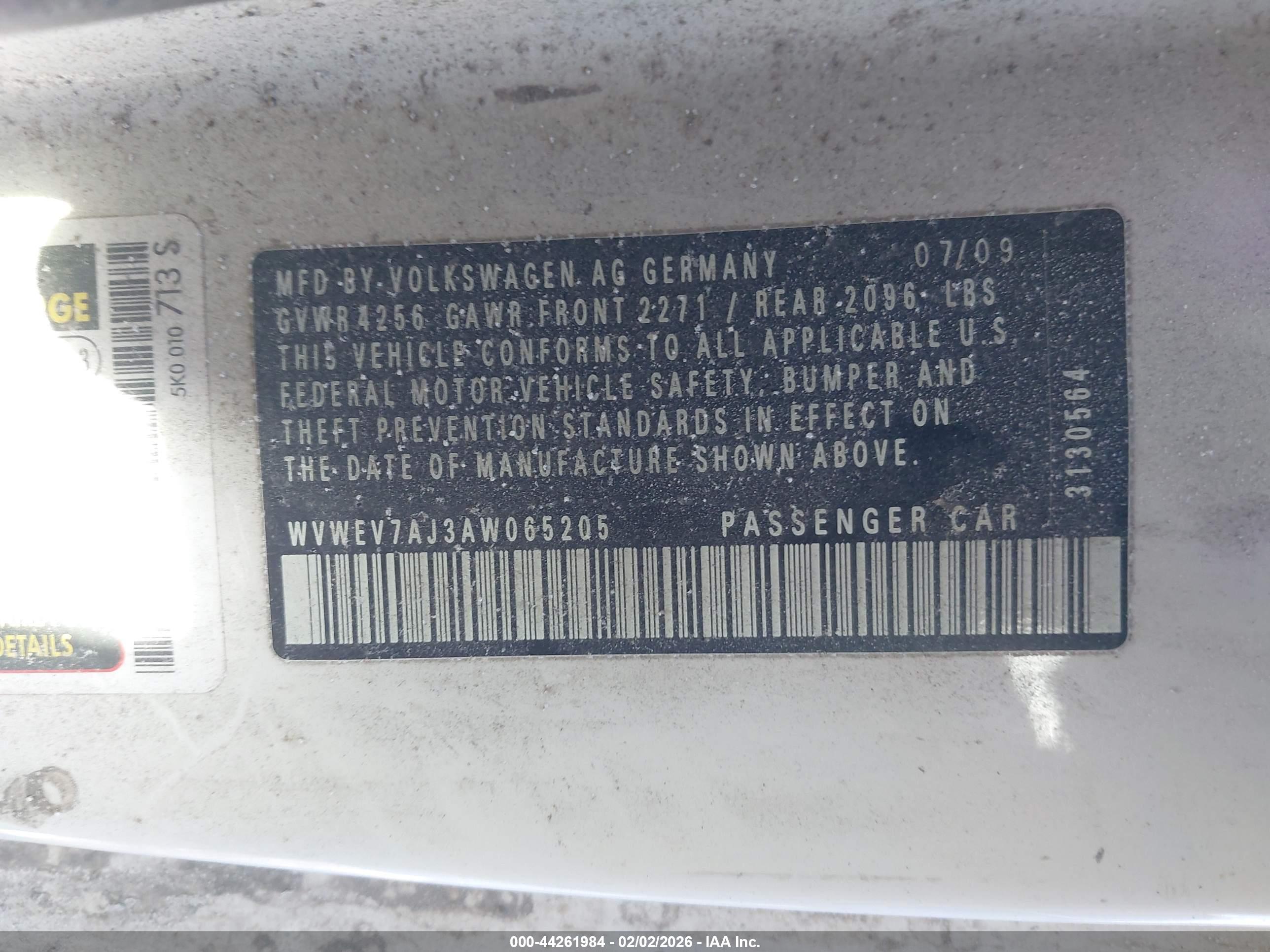 VOLKSWAGEN GTI image 9