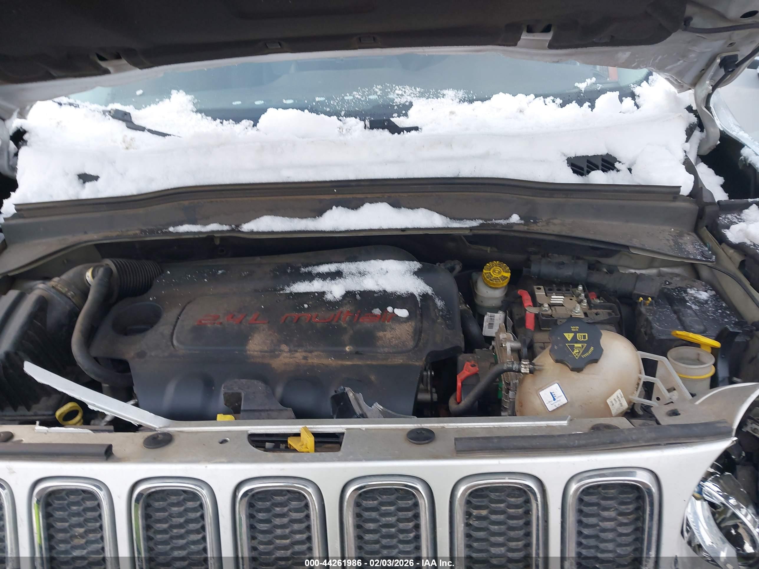 JEEP RENEGADE image 10
