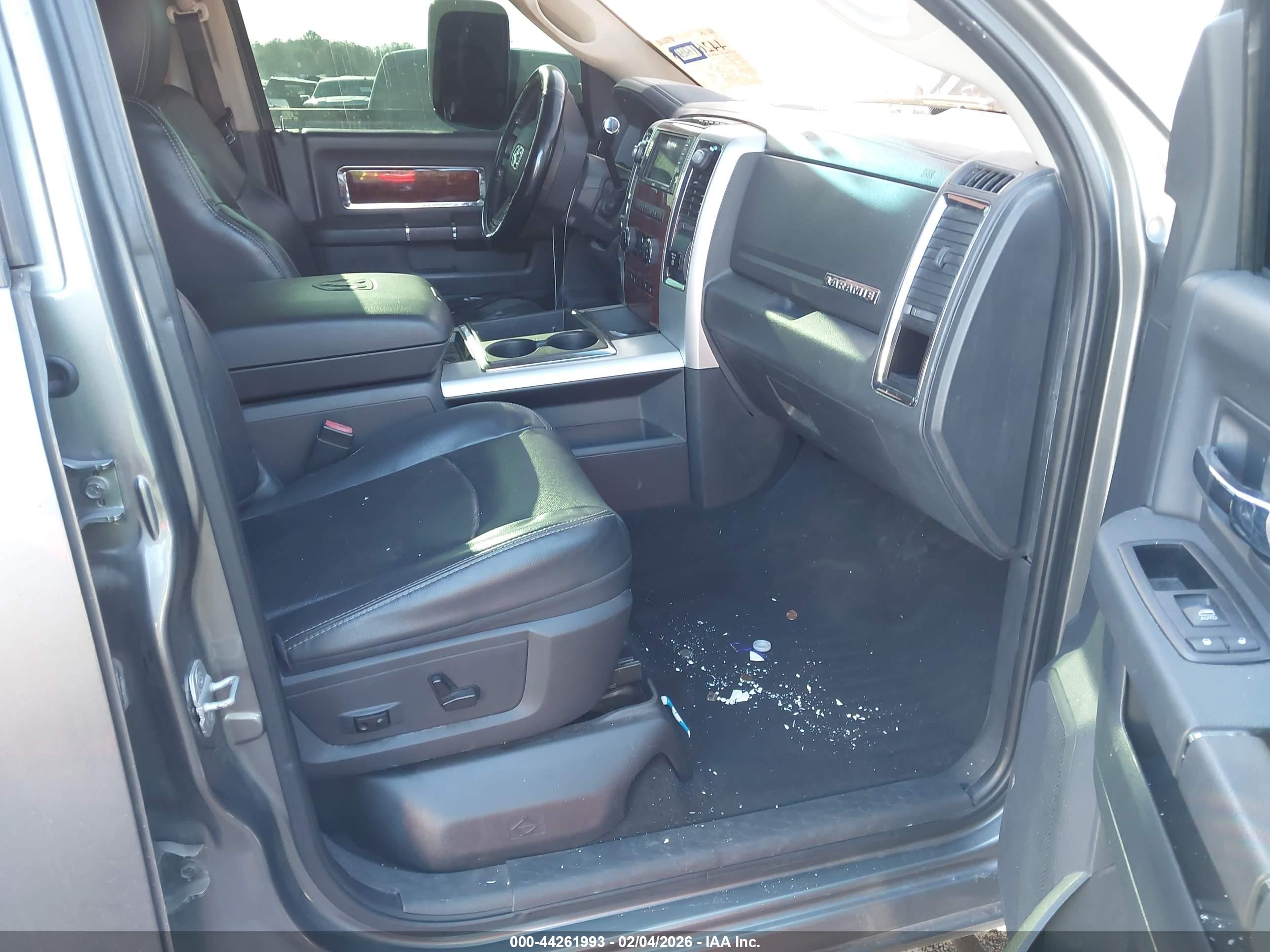 RAM 2500 image 5